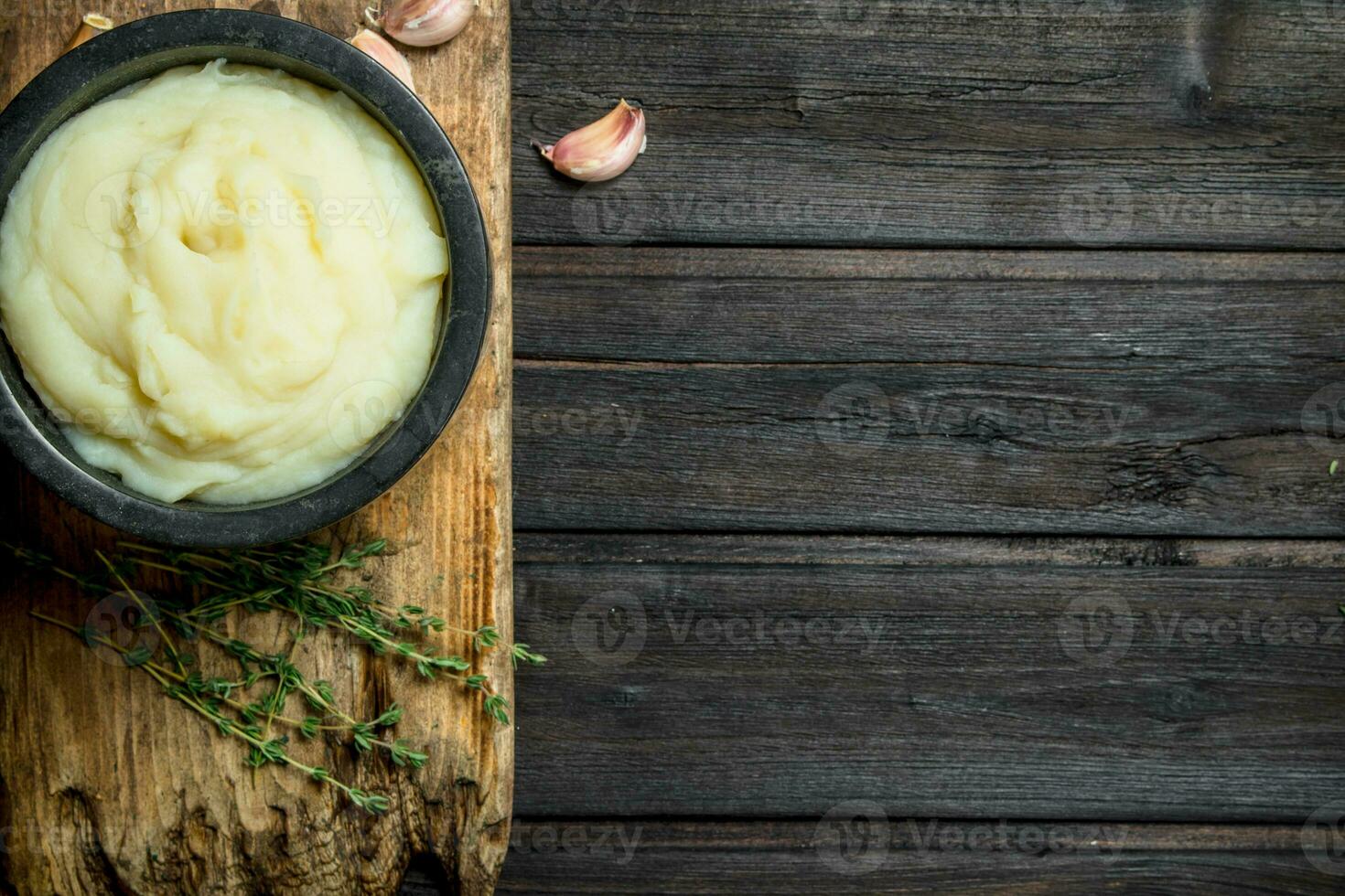Mashed potatoes with thyme . photo