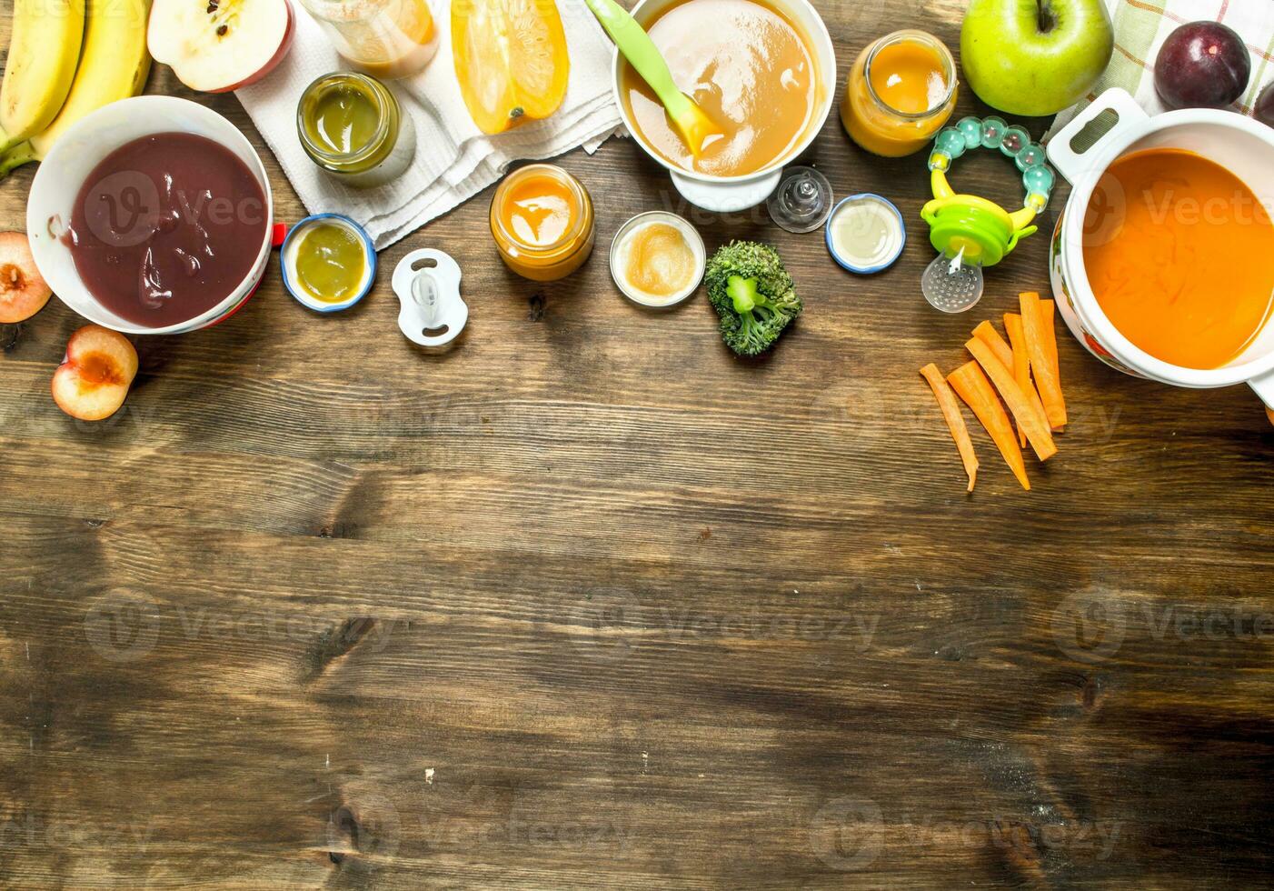 Baby food. Variety of baby purees from fruits and vegetables. photo