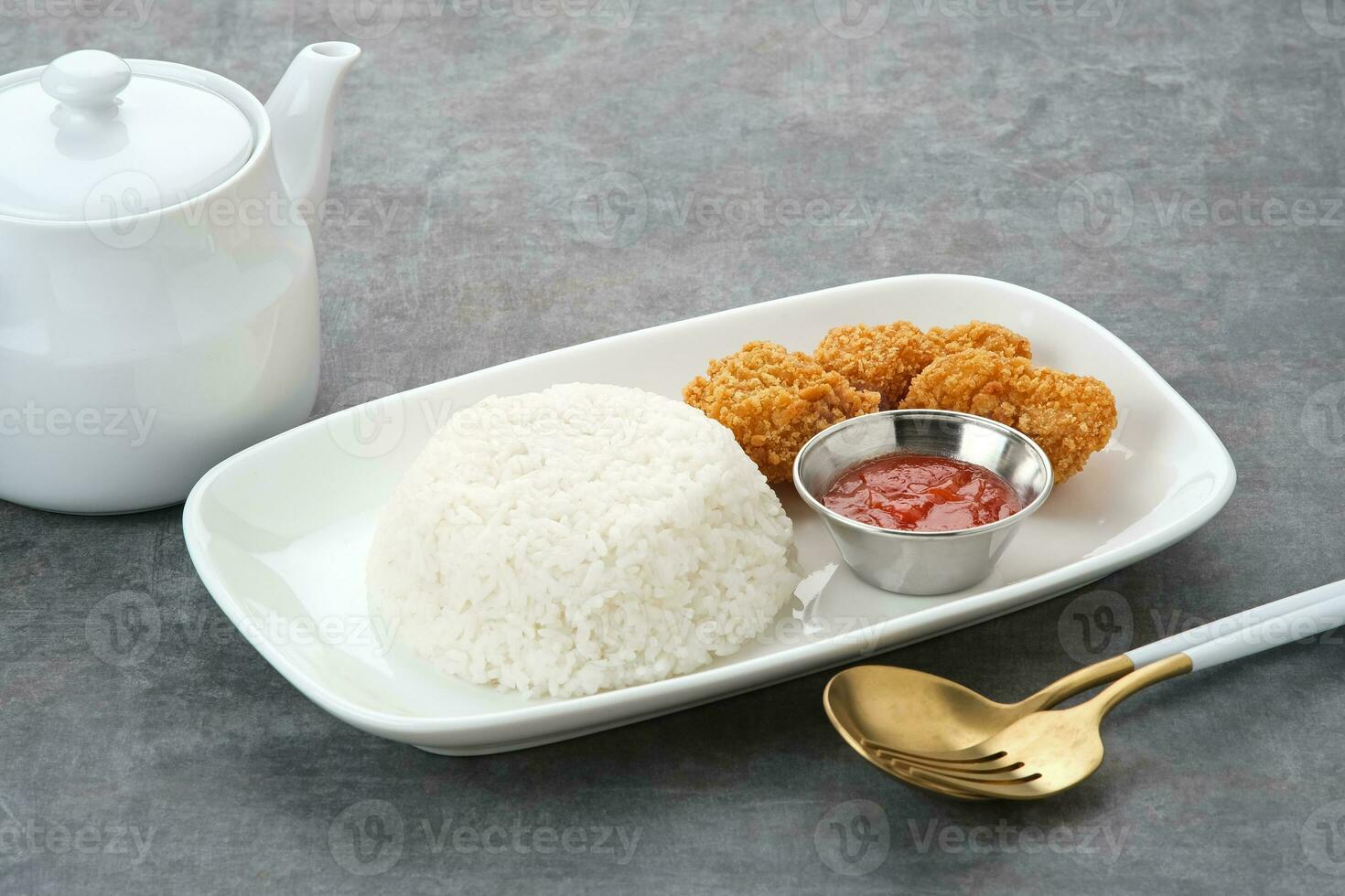 Crispy dory fillets, Ikan dori goreng tepung with chilli sauce photo