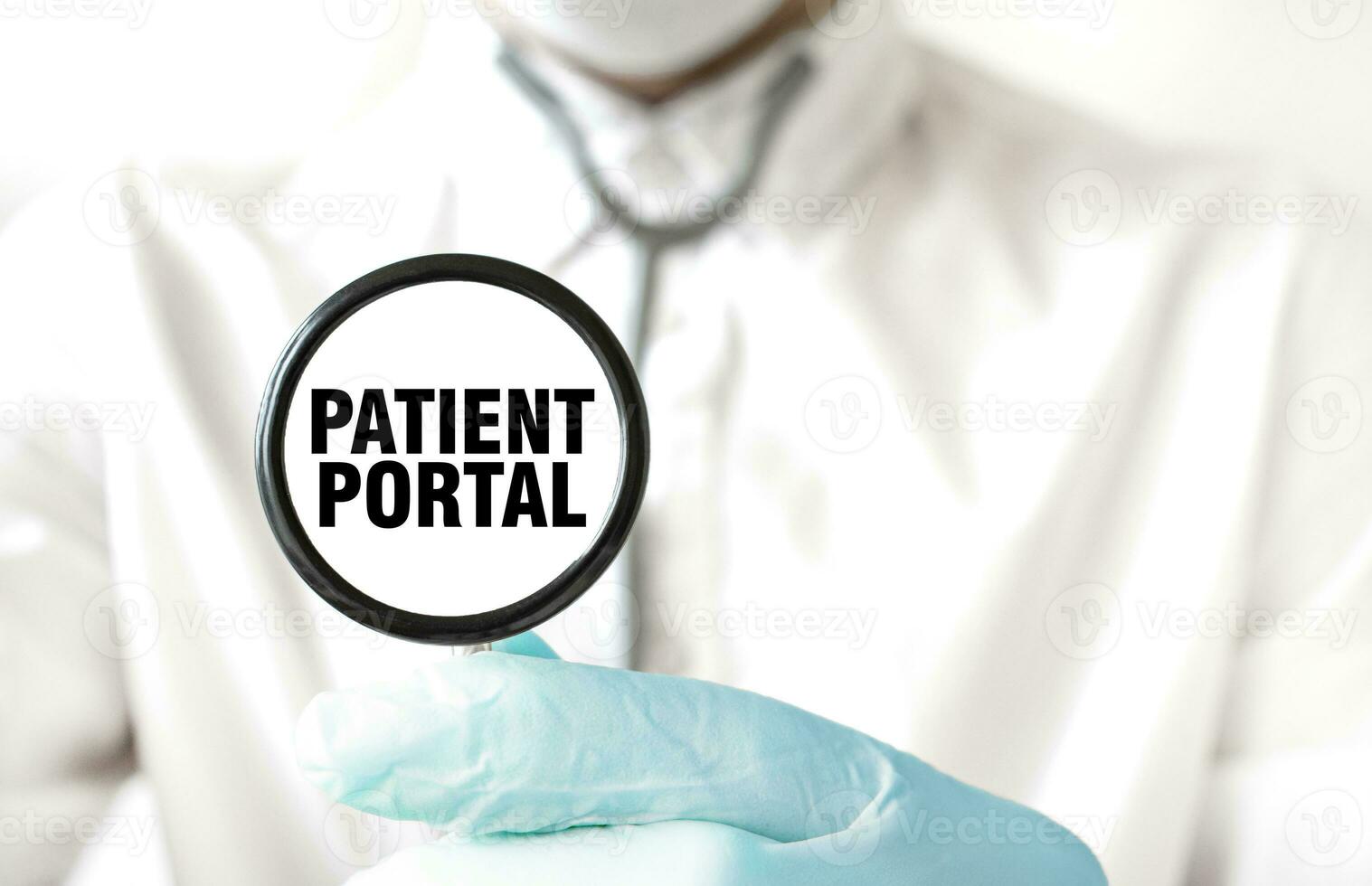 médico participación un estetoscopio con texto paciente portal, médico concepto foto
