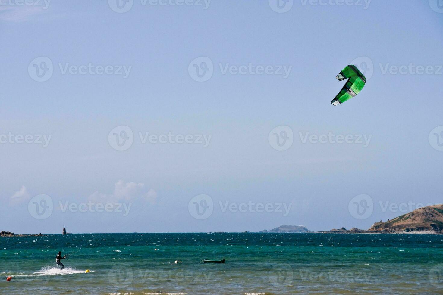 Adventure Kite Surfing in Brittany photo