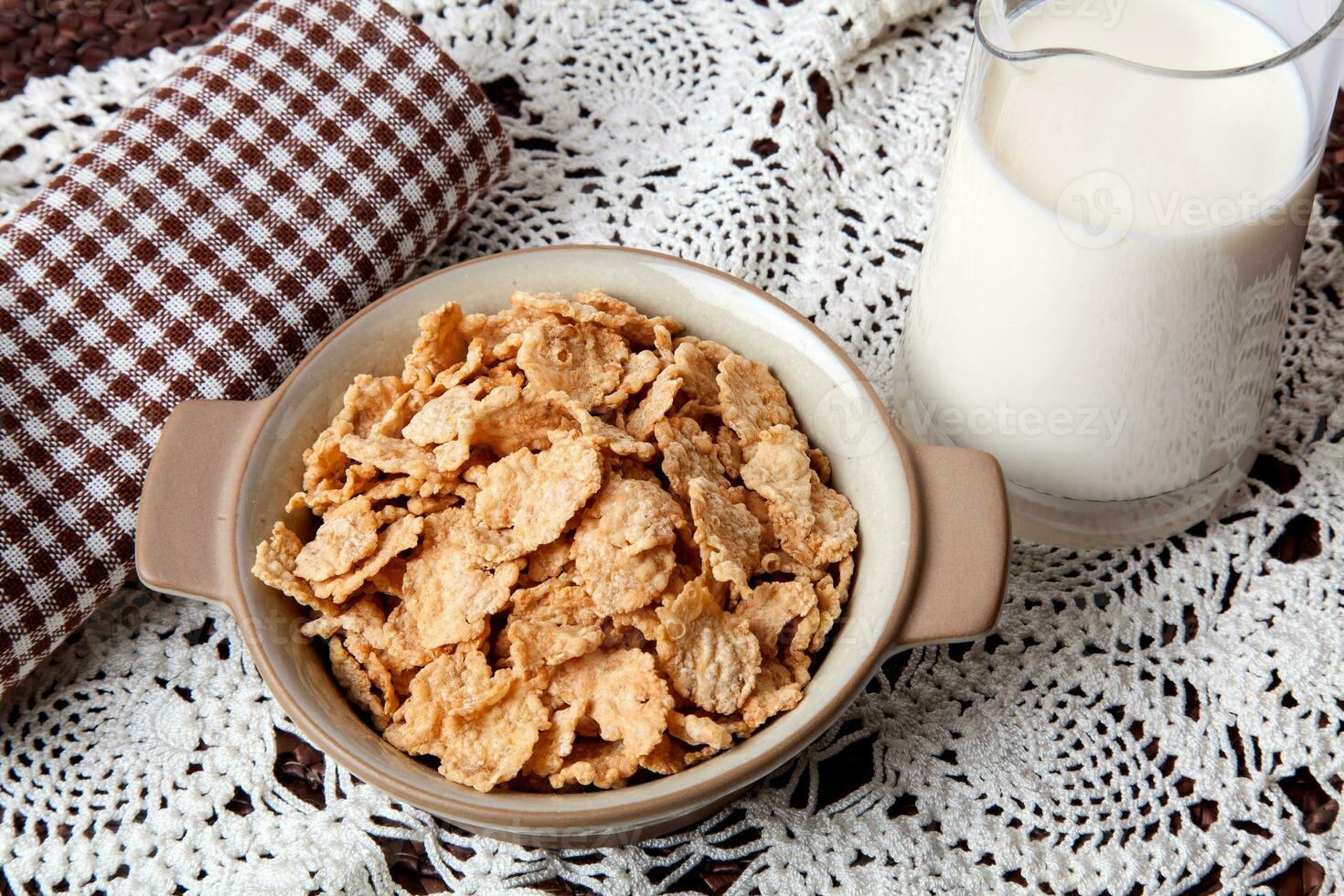 desayuno cereal y Leche foto