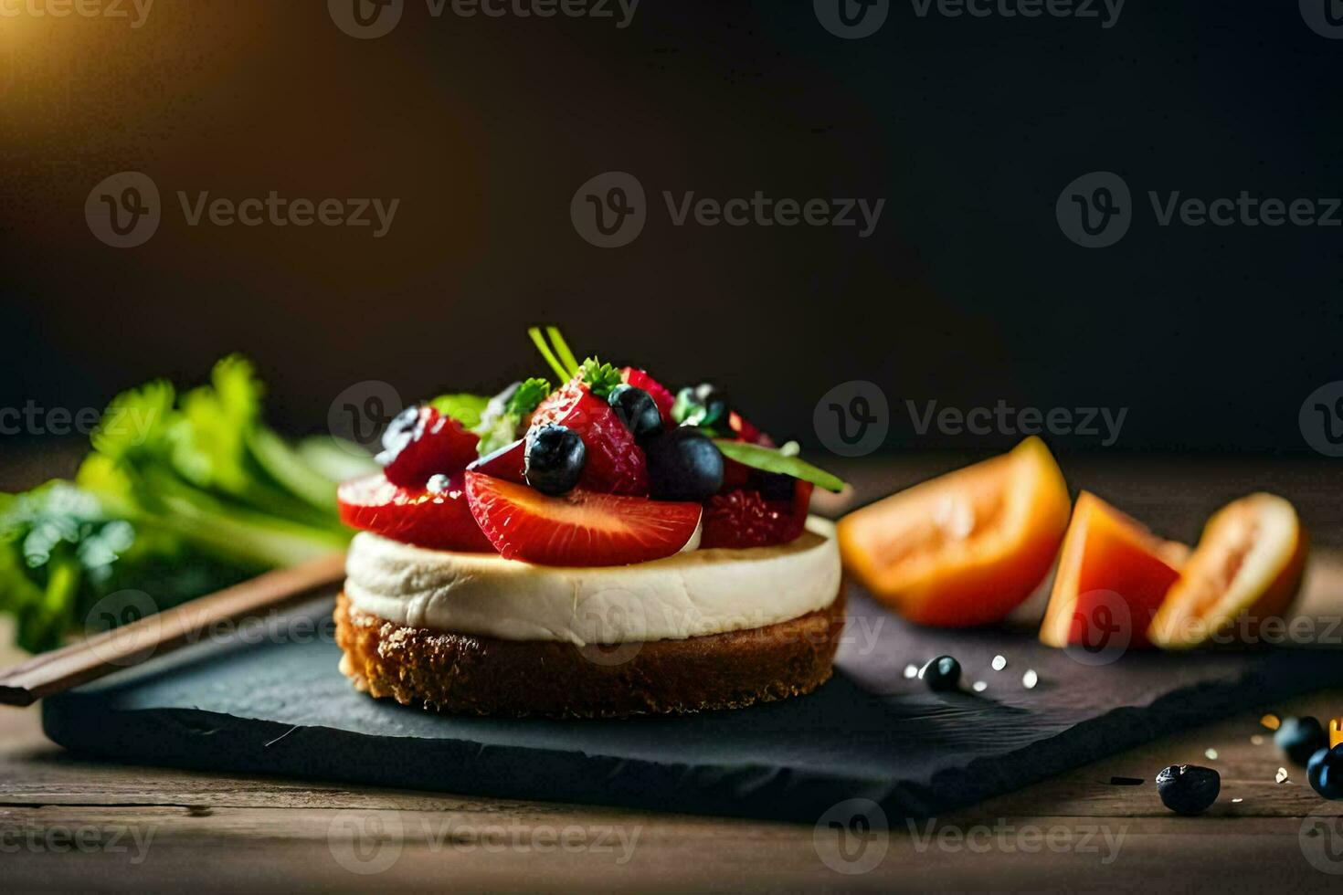 un tarta de queso con bayas y vegetales en un negro pizarra. generado por ai foto