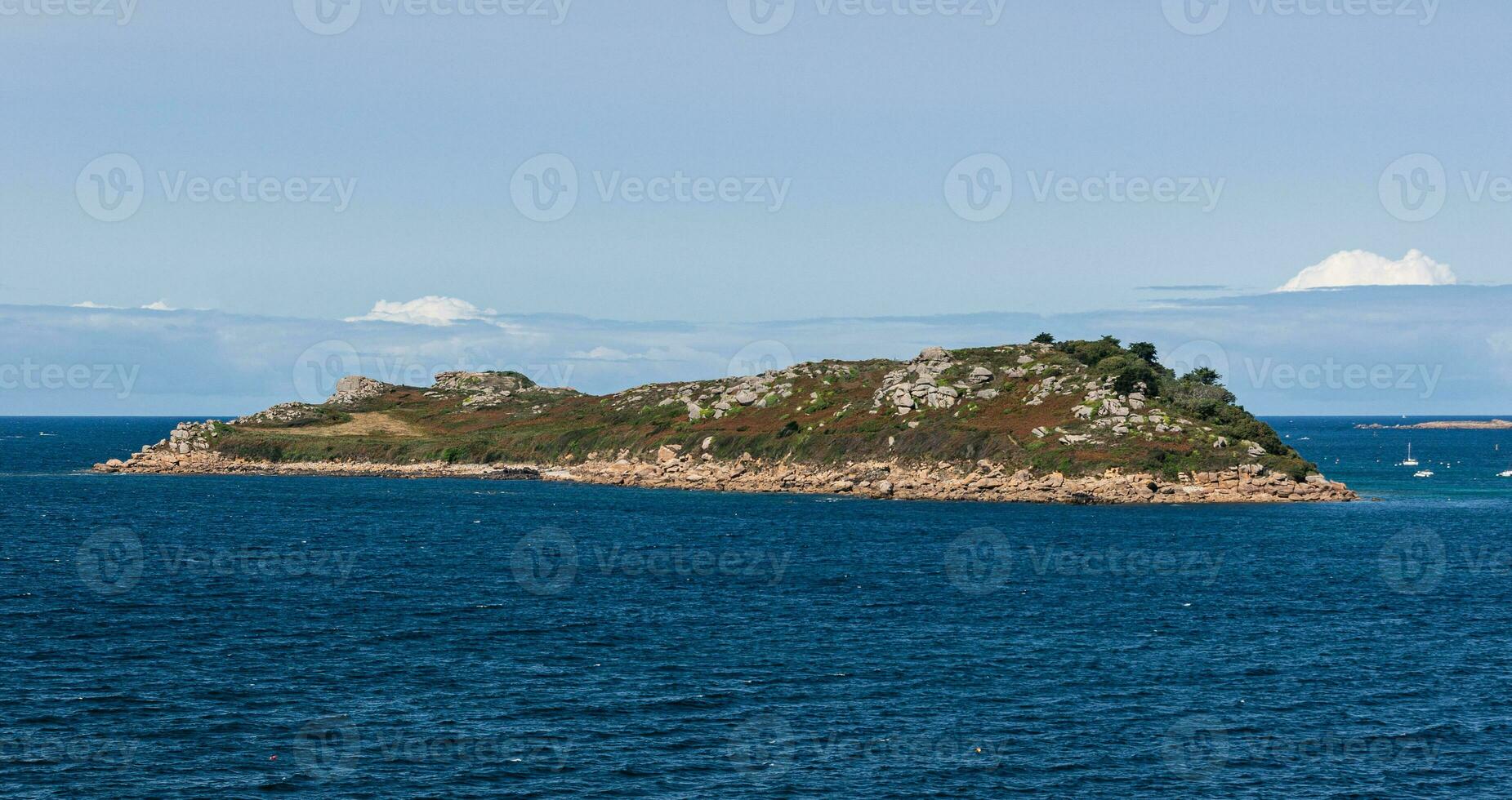 Picturesque Coastal Beauty in Brittany, France photo