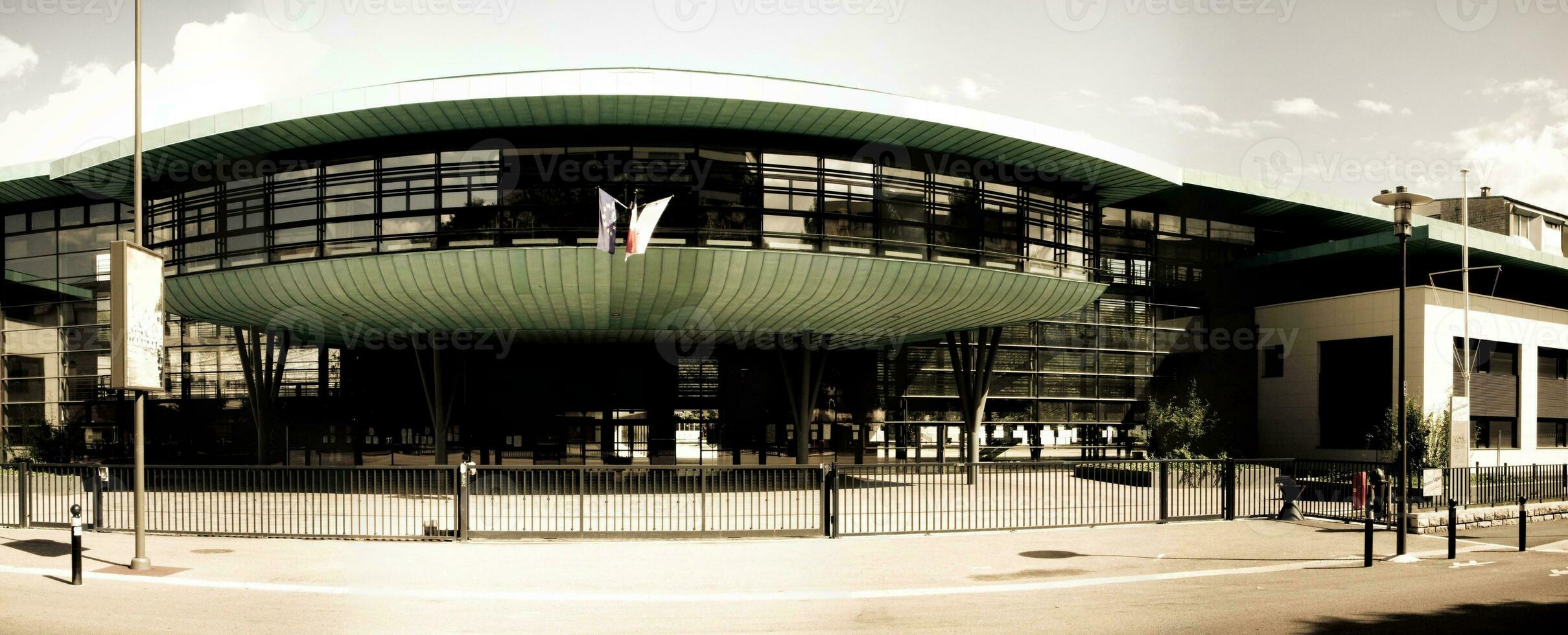 majestuoso monge escuela secundaria en saboya, cámara, Francia educación arquitectura foto