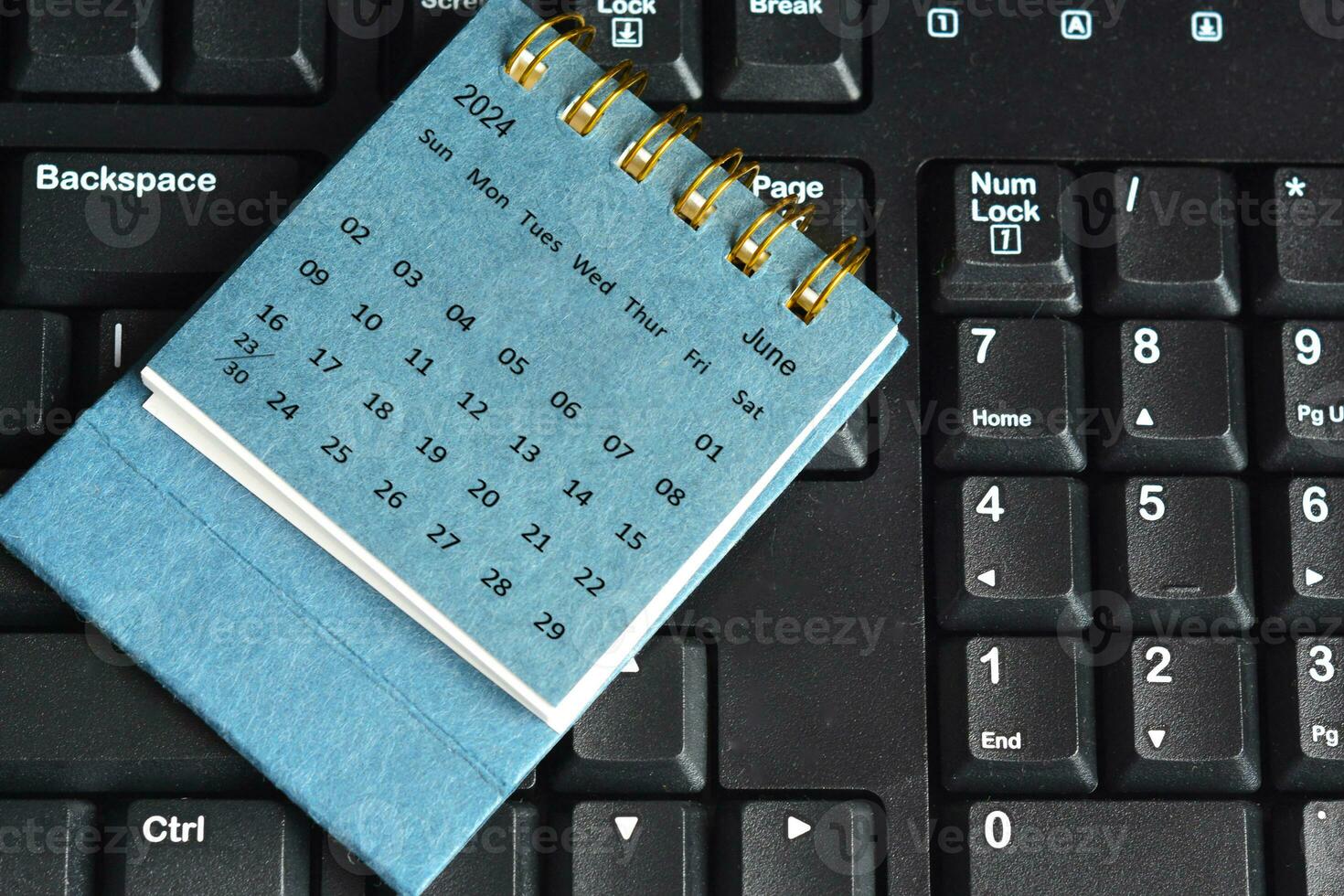 junio 2024 calendario en teclado. 2024 nuevo año concepto foto