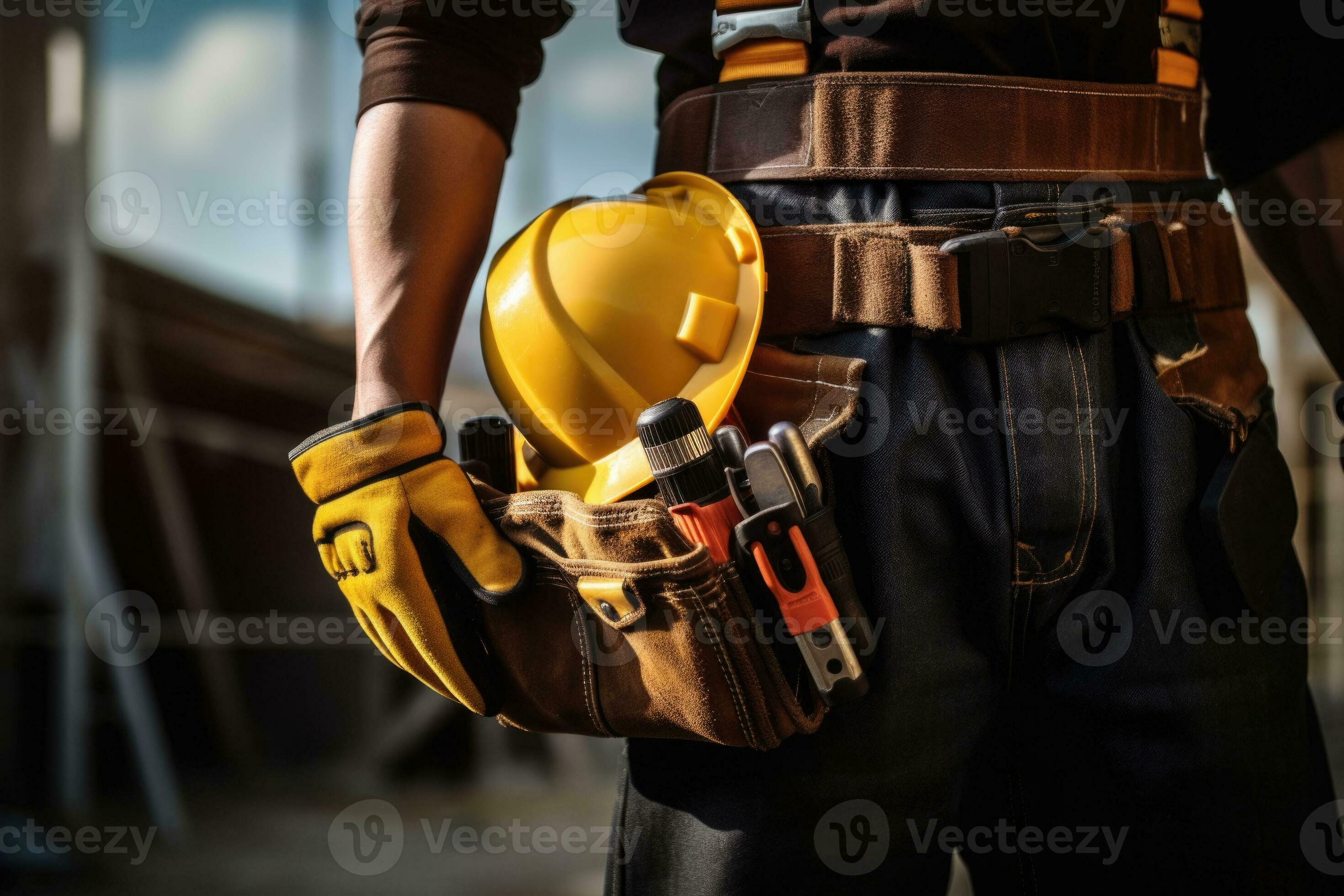 personal de mantenimiento con herramientas cinturón. detalle de hombre  manos participación trabajo guantes y vistiendo herramienta equipo en  cintura. generativo ai 32490209 Foto de stock en Vecteezy