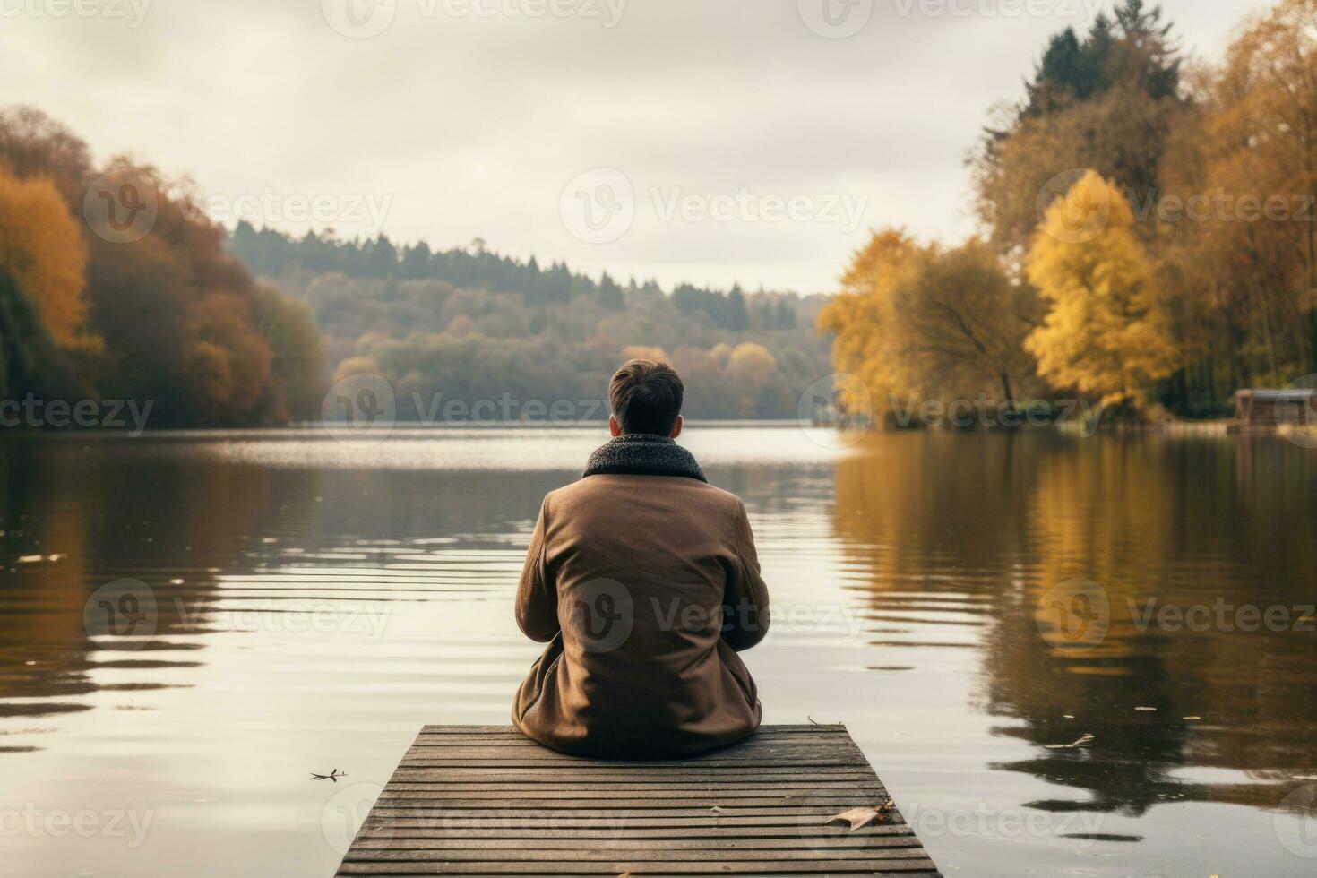 hombre en chaqueta sentado en el pequeño puente con un ver en hermosa lago, espalda vista. generativo ai foto