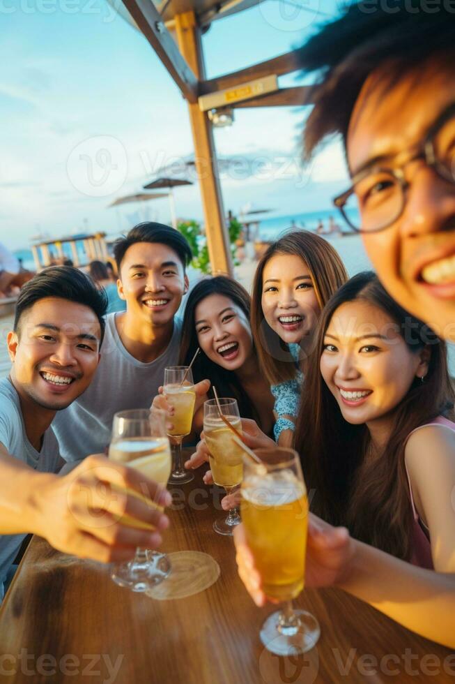 grupo de contento amigos disfrutando cócteles a playa fiesta viaje y verano vacaciones concepto, ai generativo foto