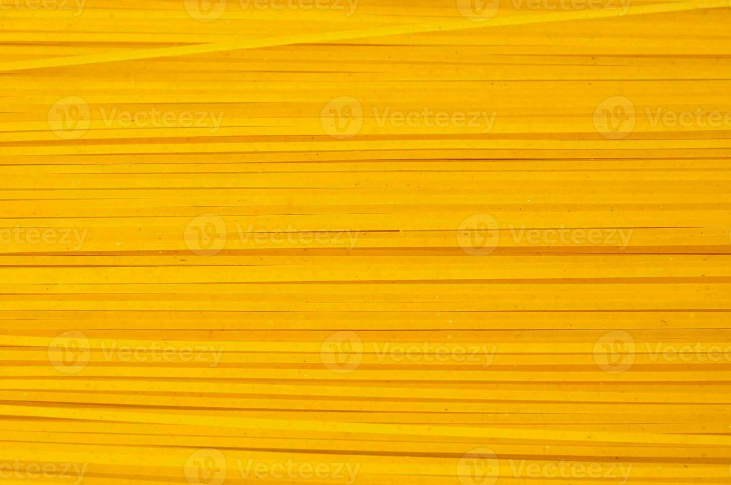 yellow spaghetti noodles photo