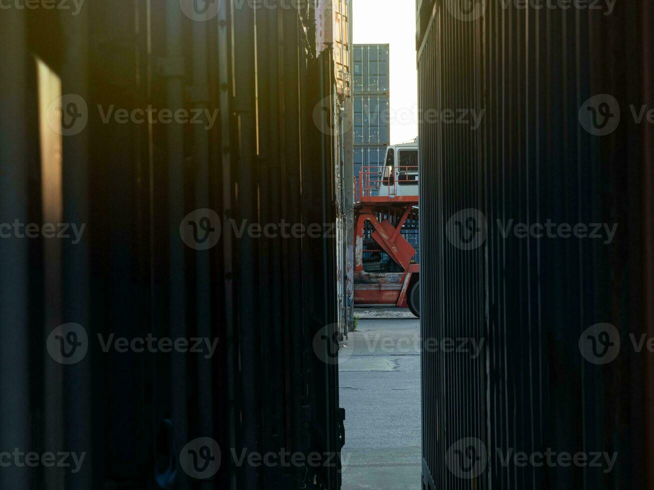 container forklift crane fir sun yellow shipping custom container business cargo logistic loading storage box good factory import export manufacturing economy vehicle pallet machine international box photo