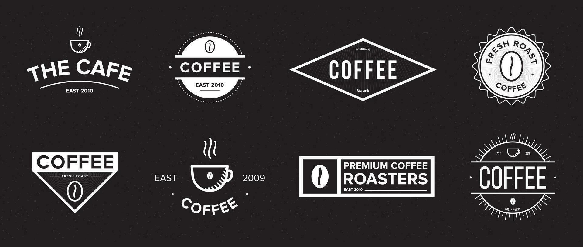 conjunto de café etiqueta. diferente logo, insignia, emblema colección en negro antecedentes. vector negro y blanco ilustraciones.