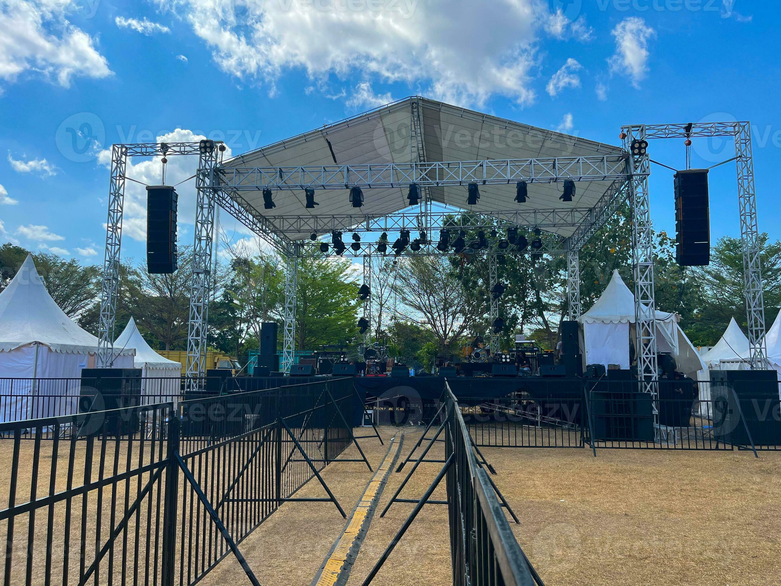 concert stage. Empty concert stage at an outdoor concert without audience,  performers. concert stage on field 32985754 Stock Photo at Vecteezy