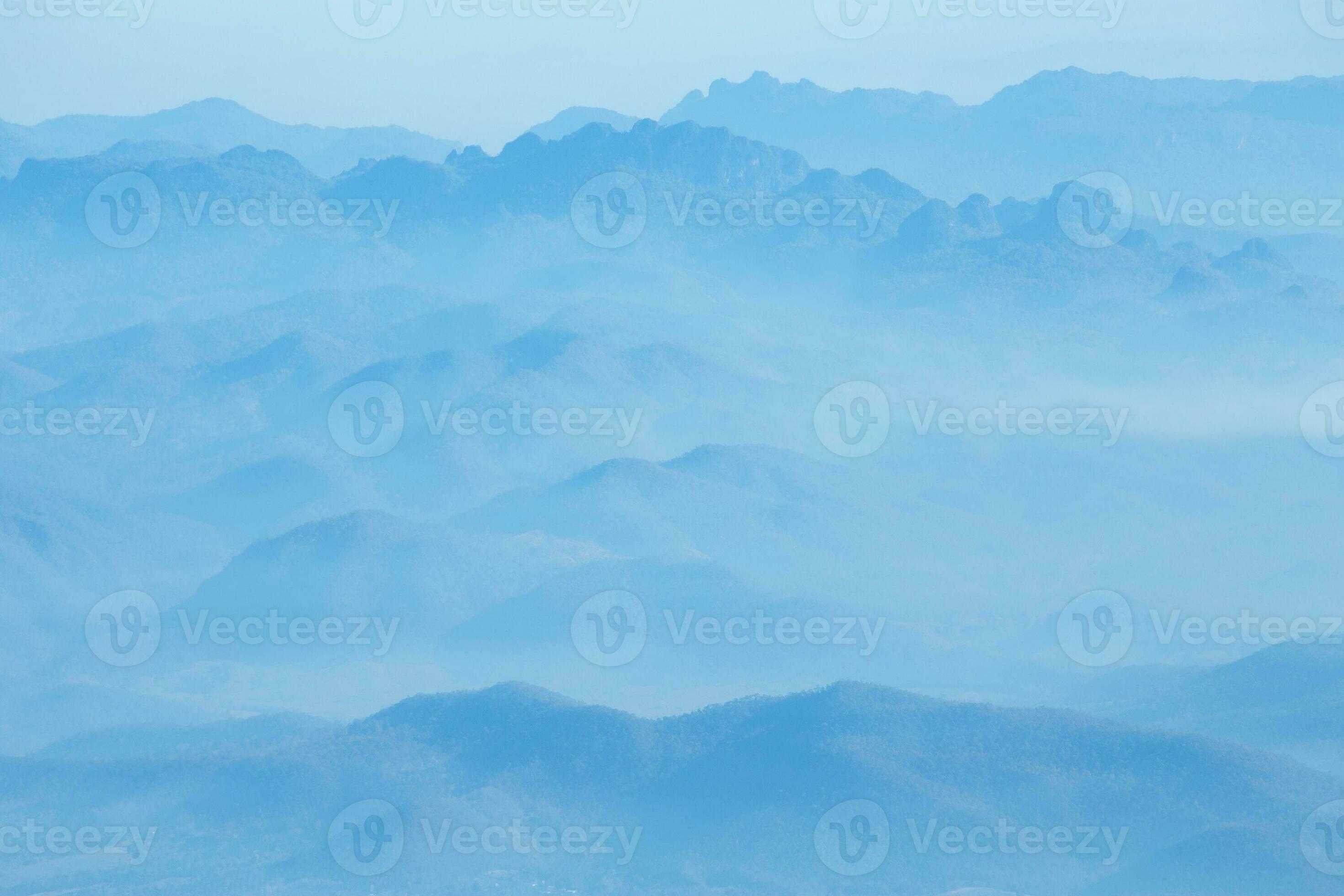 Sierra Mist morning 32999914 Stock Photo at Vecteezy