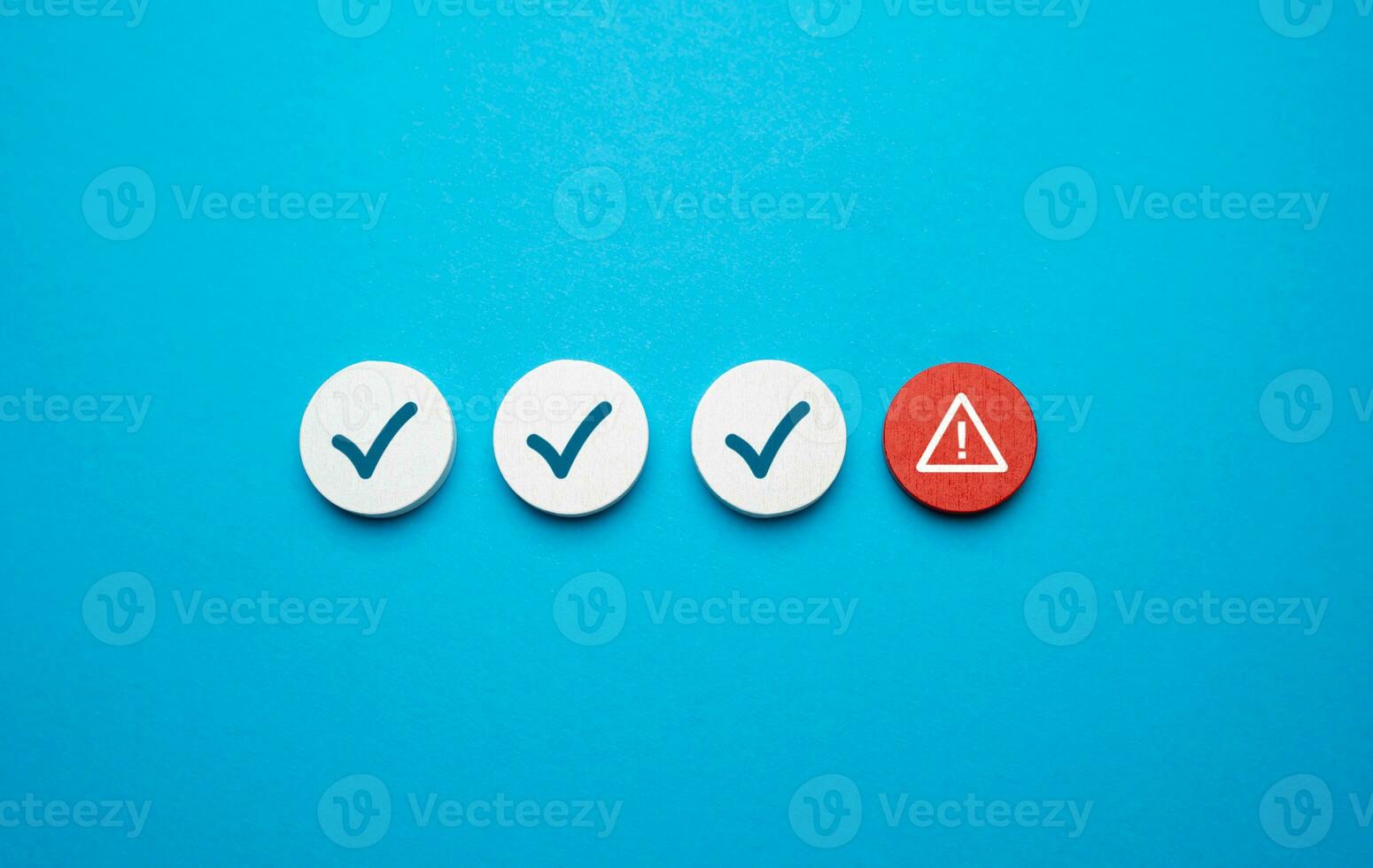 Validation error. Problem warning. An unknown issue was identified during a check. Mistake correction. Something wrong. Workplace safety. Potential risks. Anomalies to watch out for photo