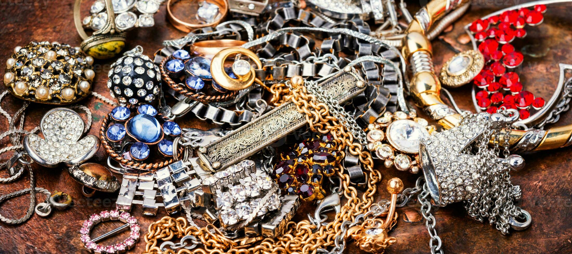 Jewellery collections and bijouterie photo