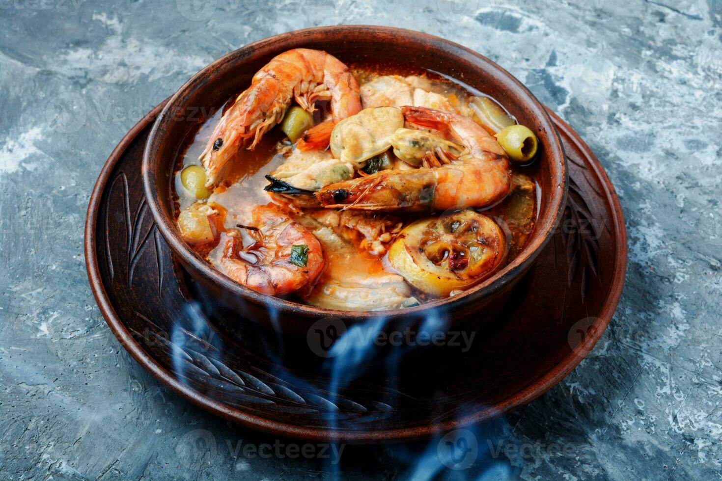 Sour soup with shrimp photo