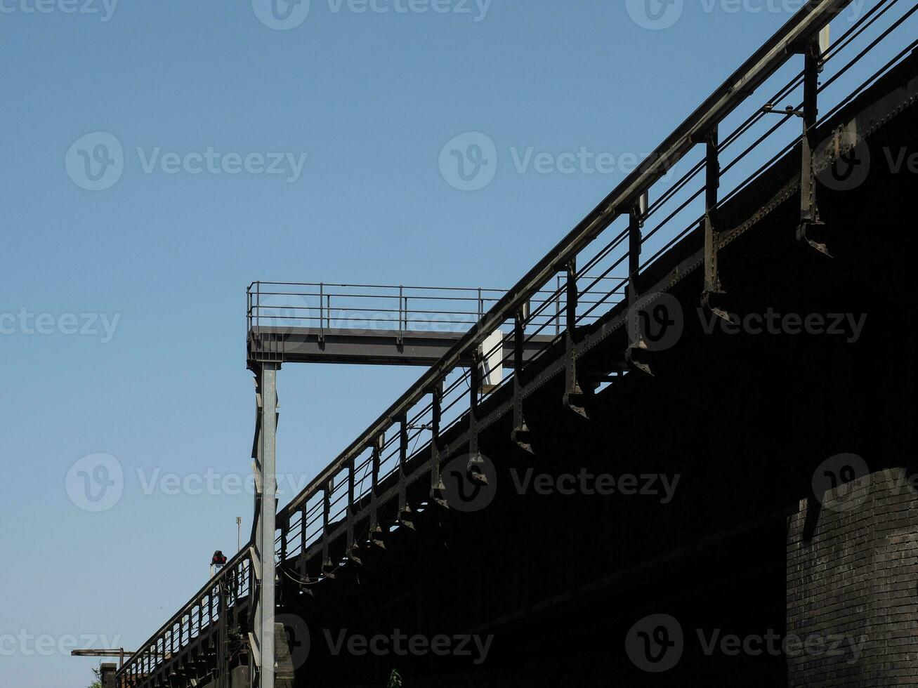 Grosvenor Bridge in London photo