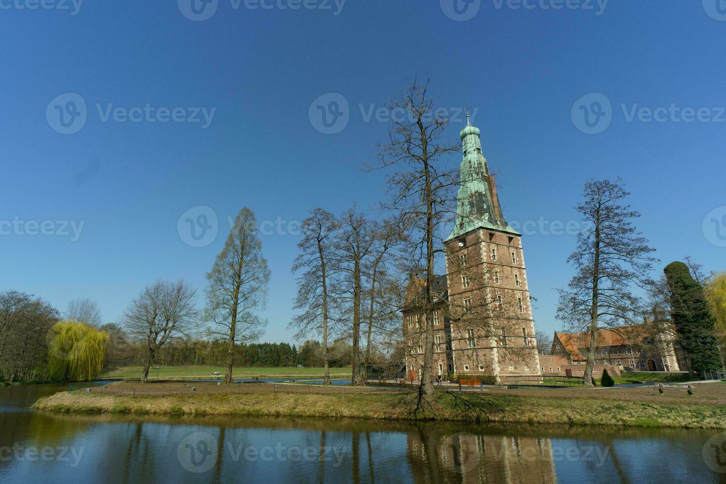 the castle of Raesfeld in westphalia photo