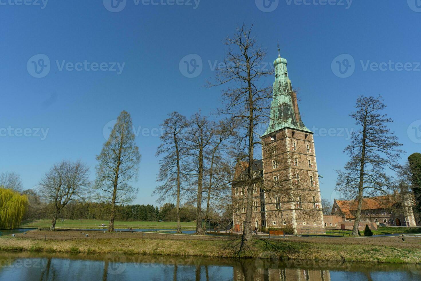 the castle of Raesfeld in westphalia photo