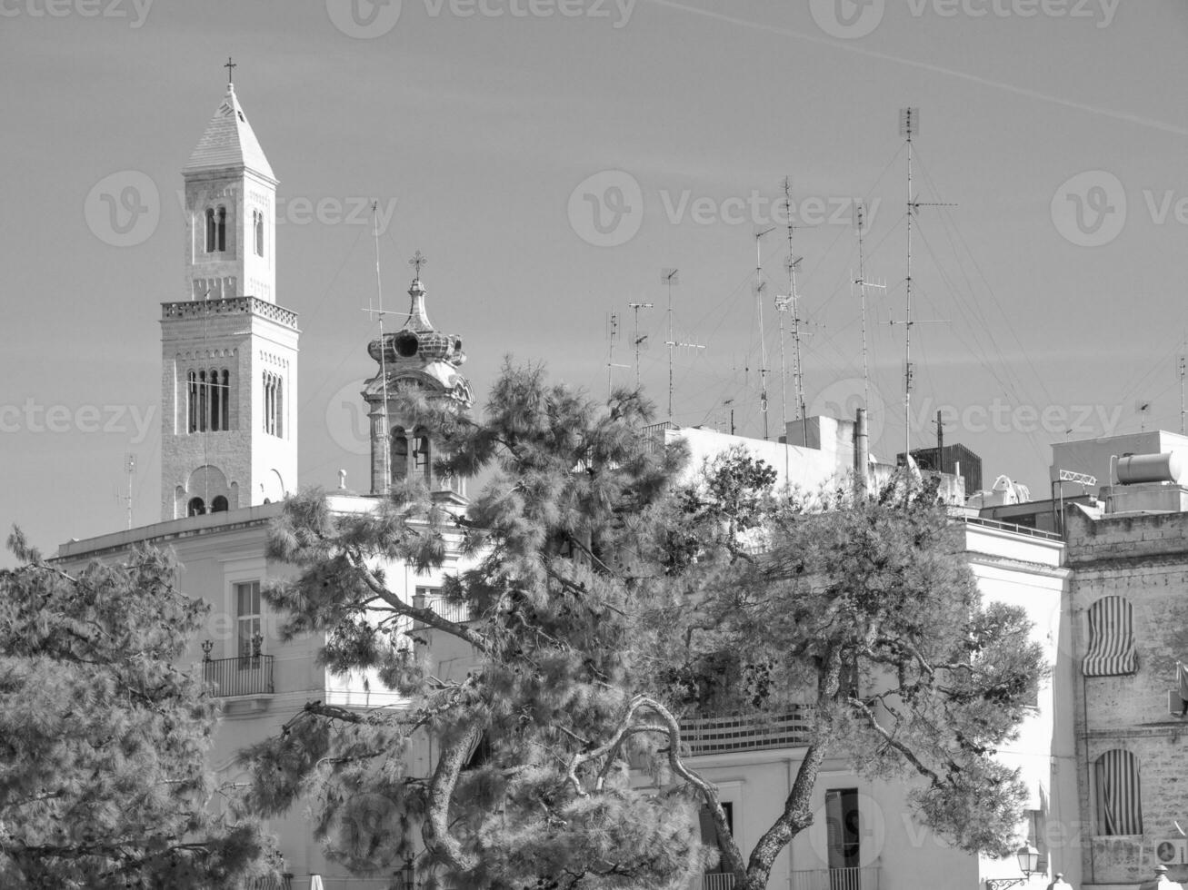 ciudad de bari en italia foto