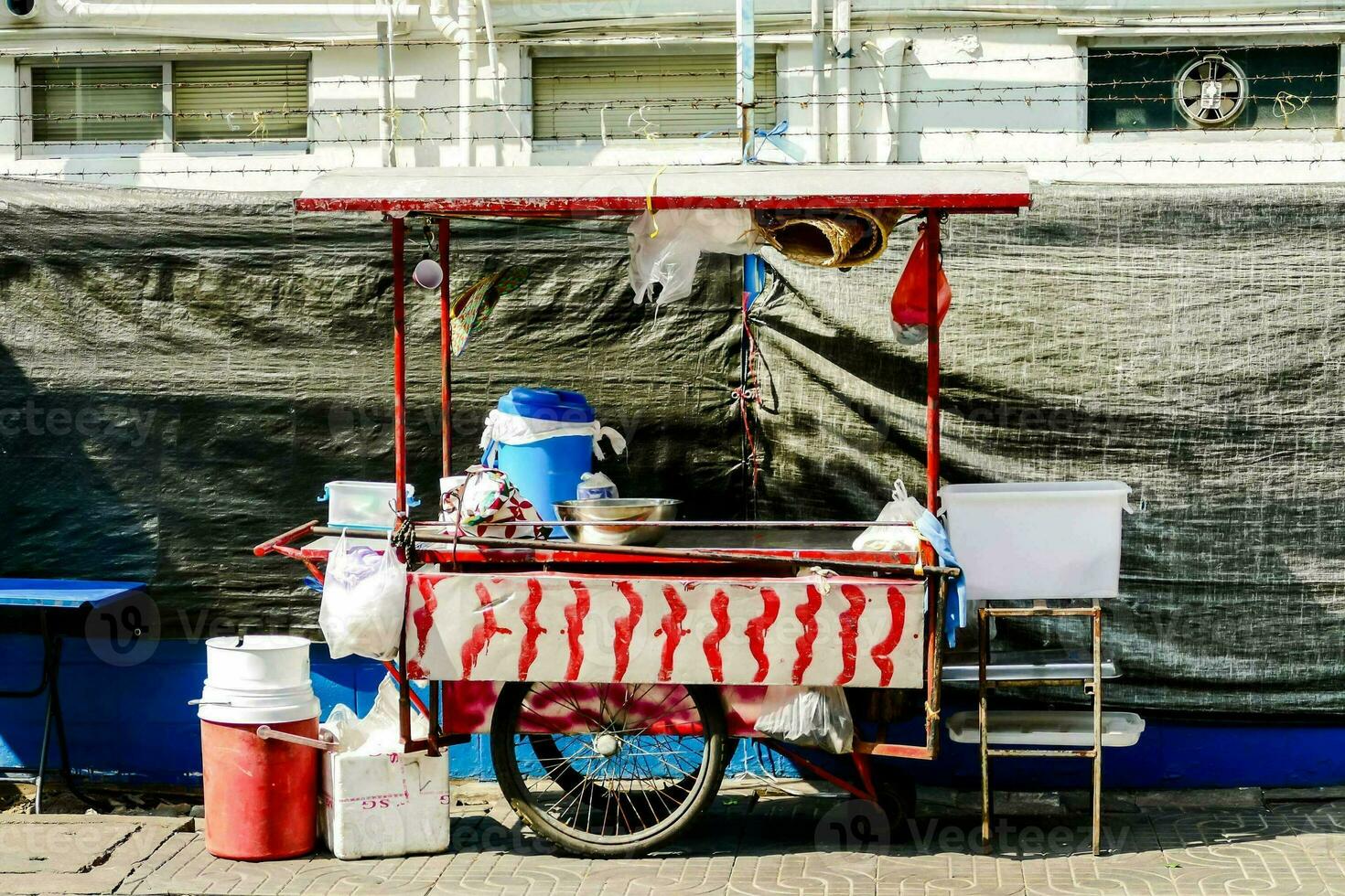 A street cart photo