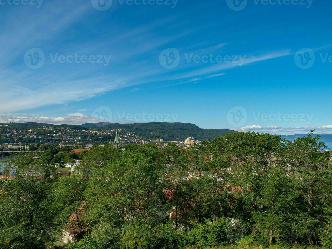 el ciudad de Trondheim en Noruega foto