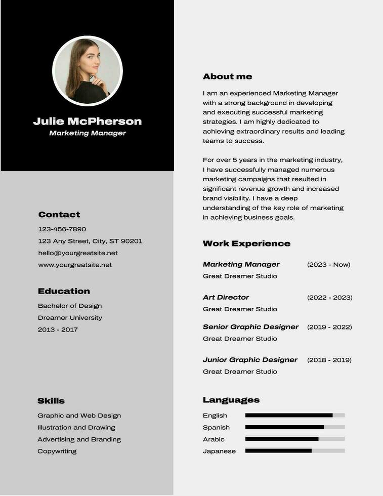 Black Simple Minimalist Marketing Manager Resume template