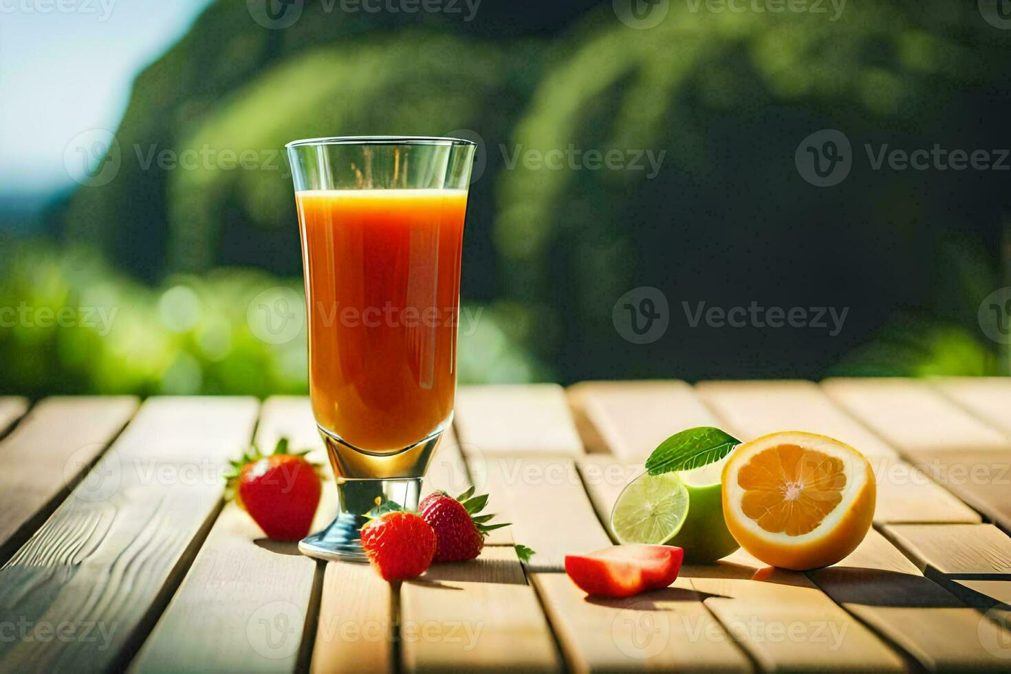 un vaso de naranja jugo con fresas y un Lima. generado por ai foto