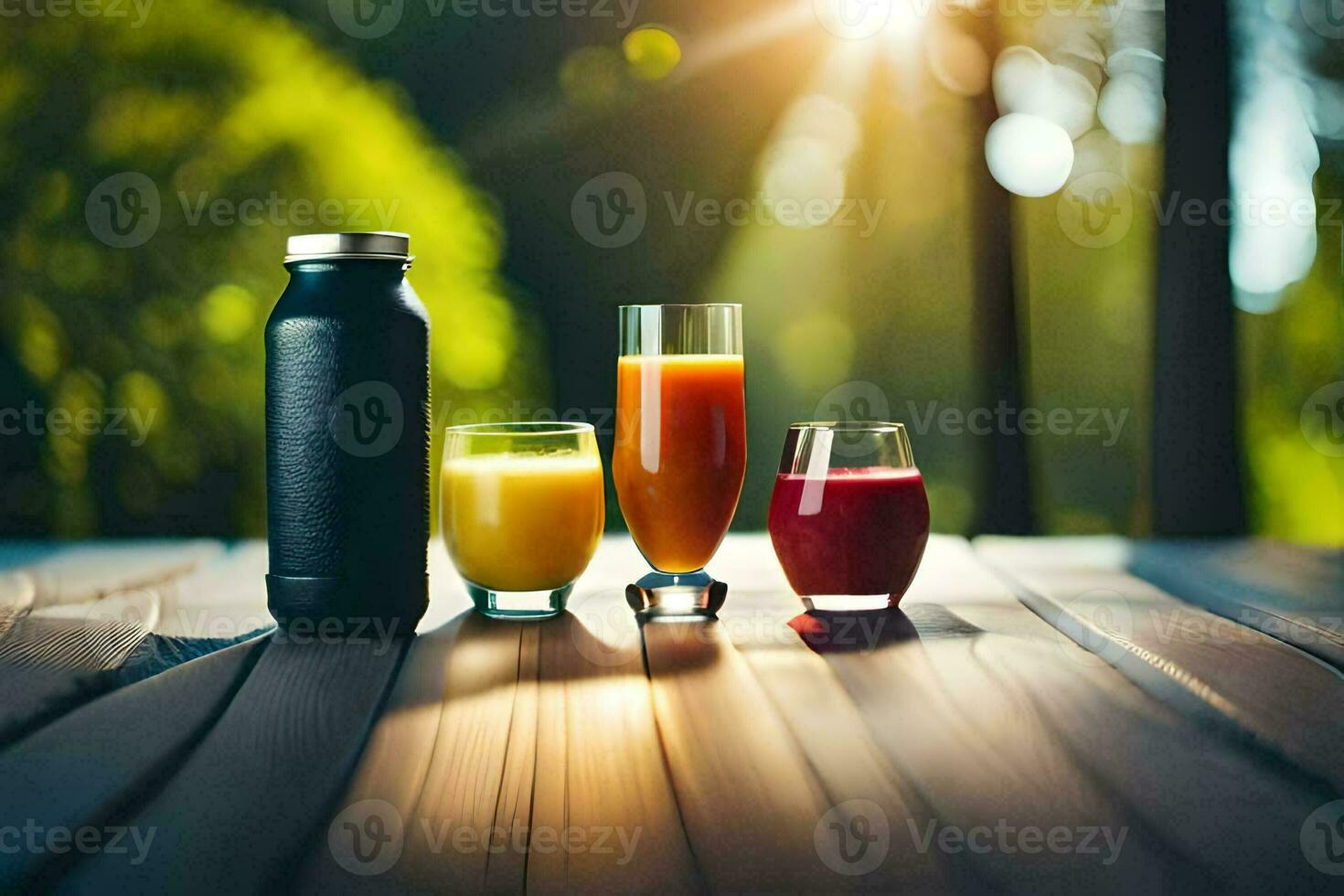 Tres lentes de jugo y un botella de jugo en un de madera mesa. generado por ai foto