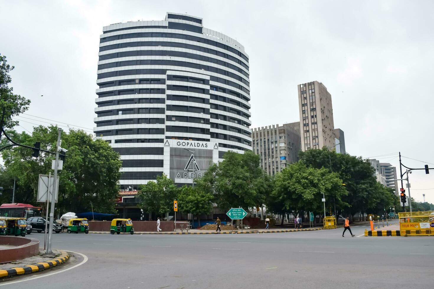 Delhi, India, March 31 2023 - Famous business district Connaught Place know as CP Delhi in the centre of New Delhi India with Offices, Banks and Shopping. British style architecture CP in Delhi, India photo