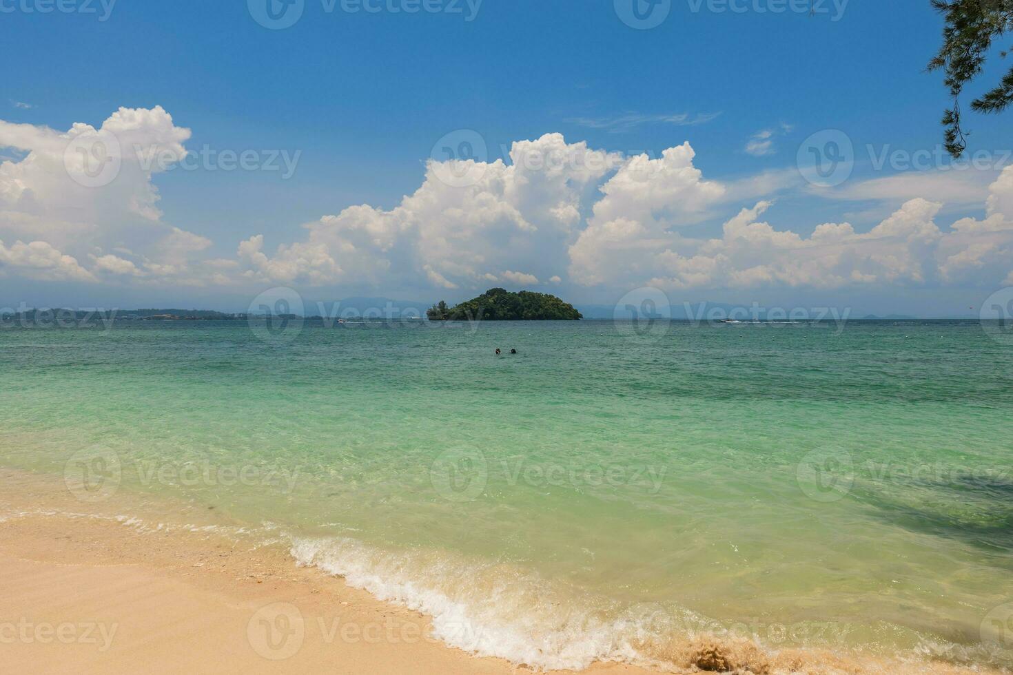 Scenery of Manukan island, an island of Tunku Abdul Rahman National Park in Sabah, Malaysia photo