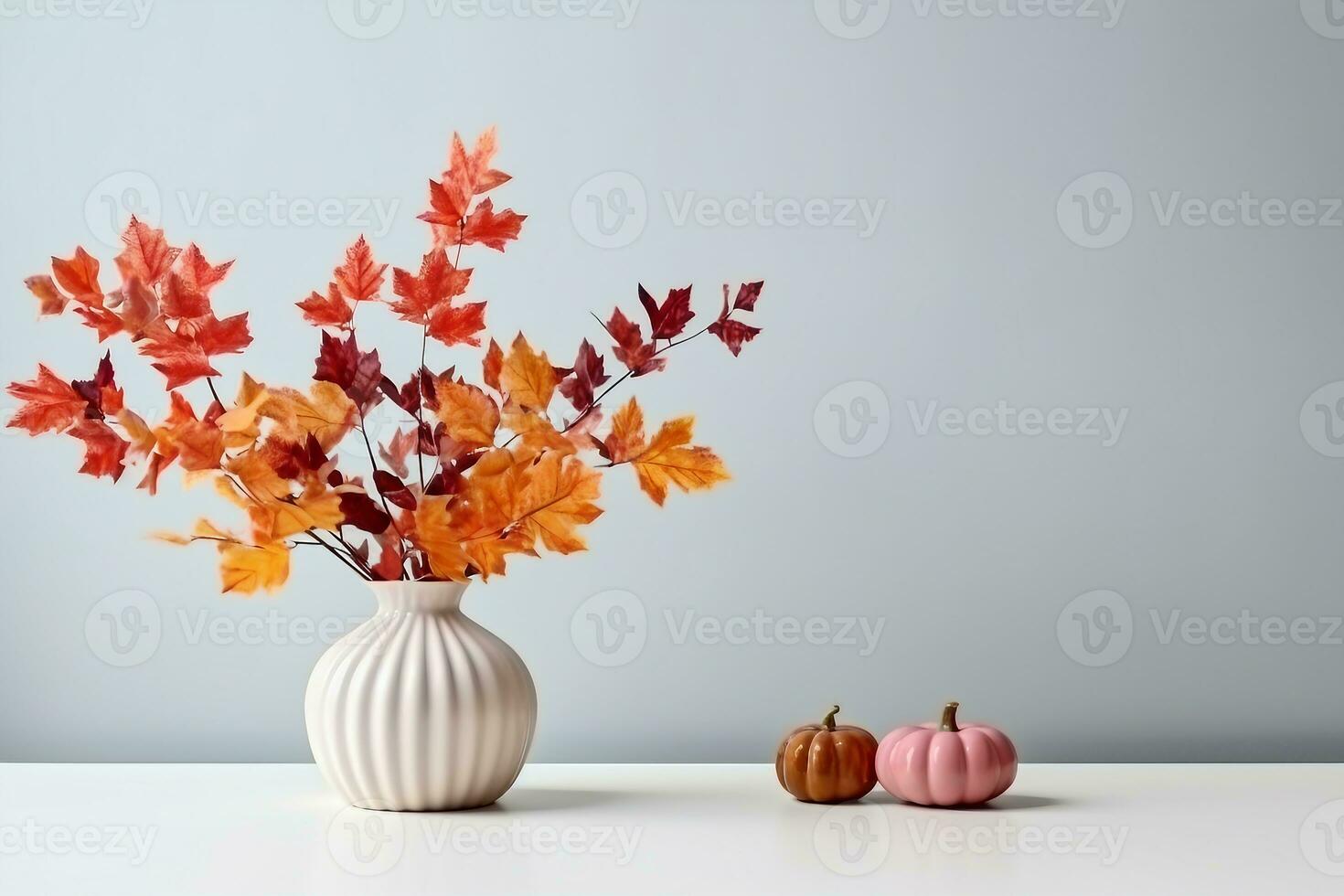 hogar interior con decoración elementos. vistoso otoño hojas en un florero en un ligero antecedentes. burlarse de arriba para mostrando obras. generativo ai. foto