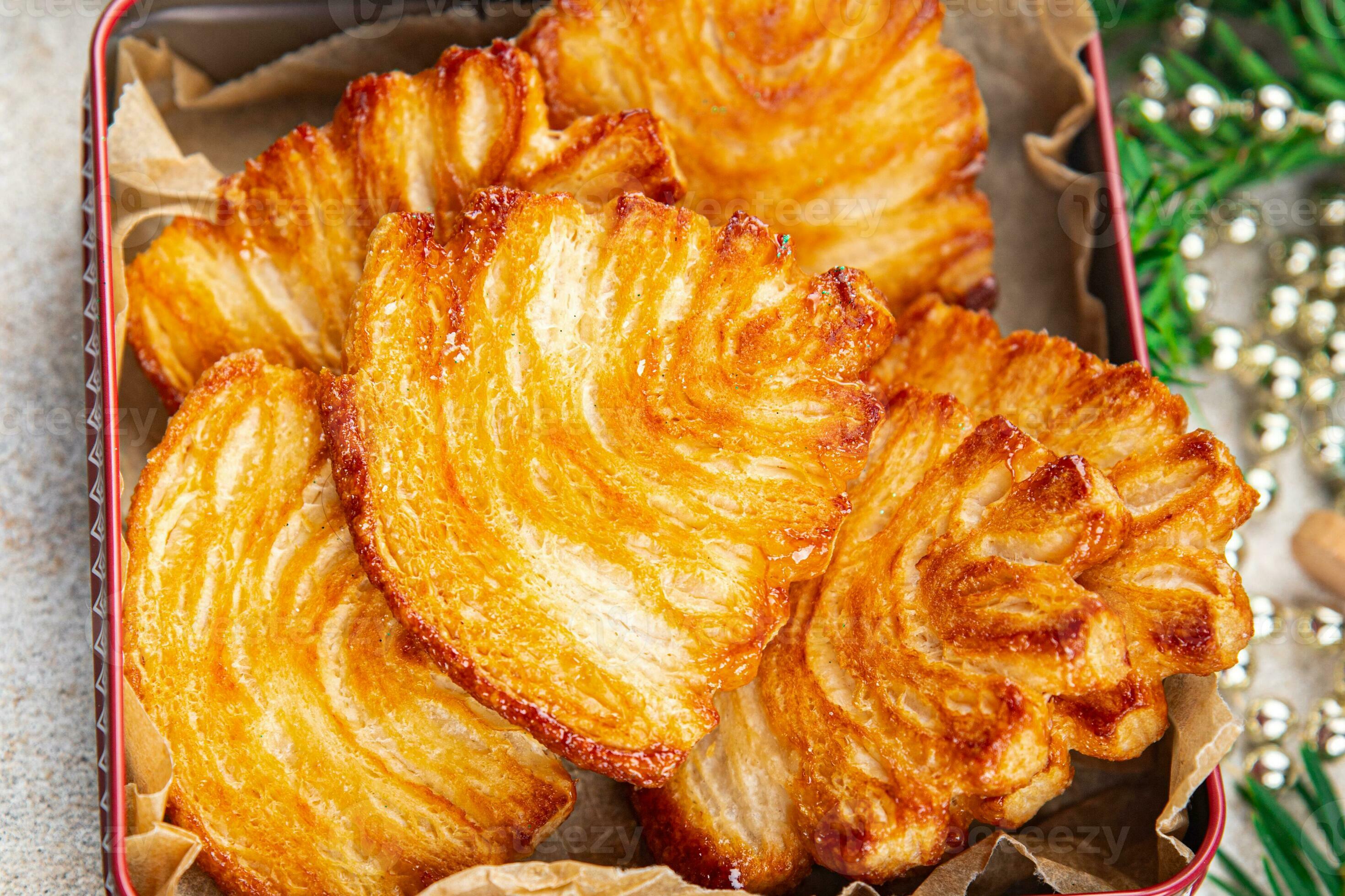 Cookies Puff Pastry Biscuits Christmas Sweet Dessert Puff Sfoglie cookies-puff-pastry-biscuits-christmas-sweet-dessert-puff-sfoglie