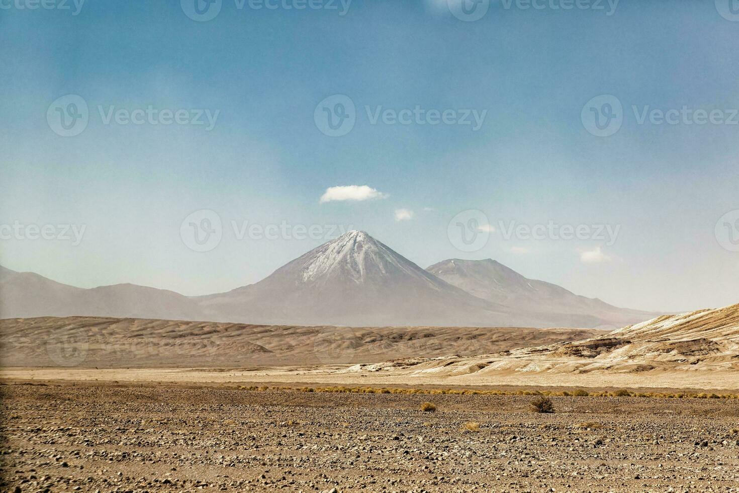 paisajes de el atacama Desierto - san pedro Delaware atacama - el loa - antofagasta región - Chile. foto