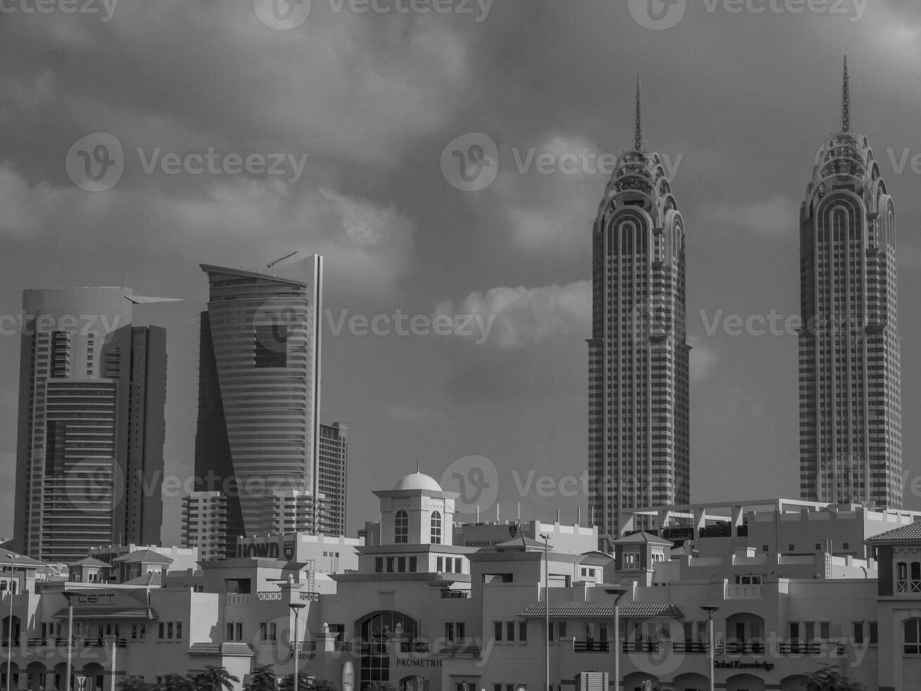 the city of Dubai photo