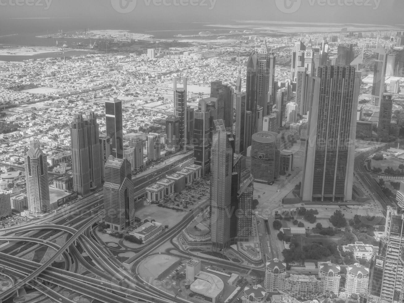 the city of Dubai photo