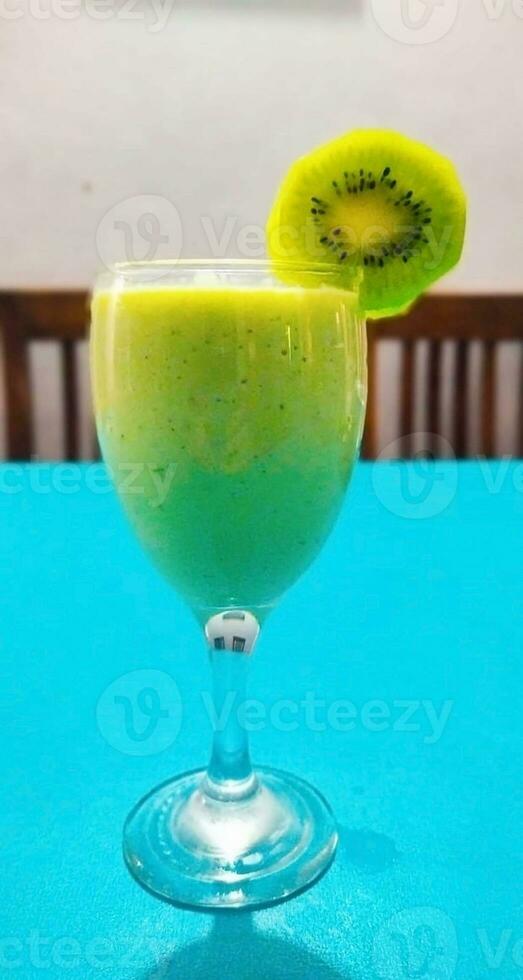 Homemade fresh kiwi fruit juice in Bangladesh photo