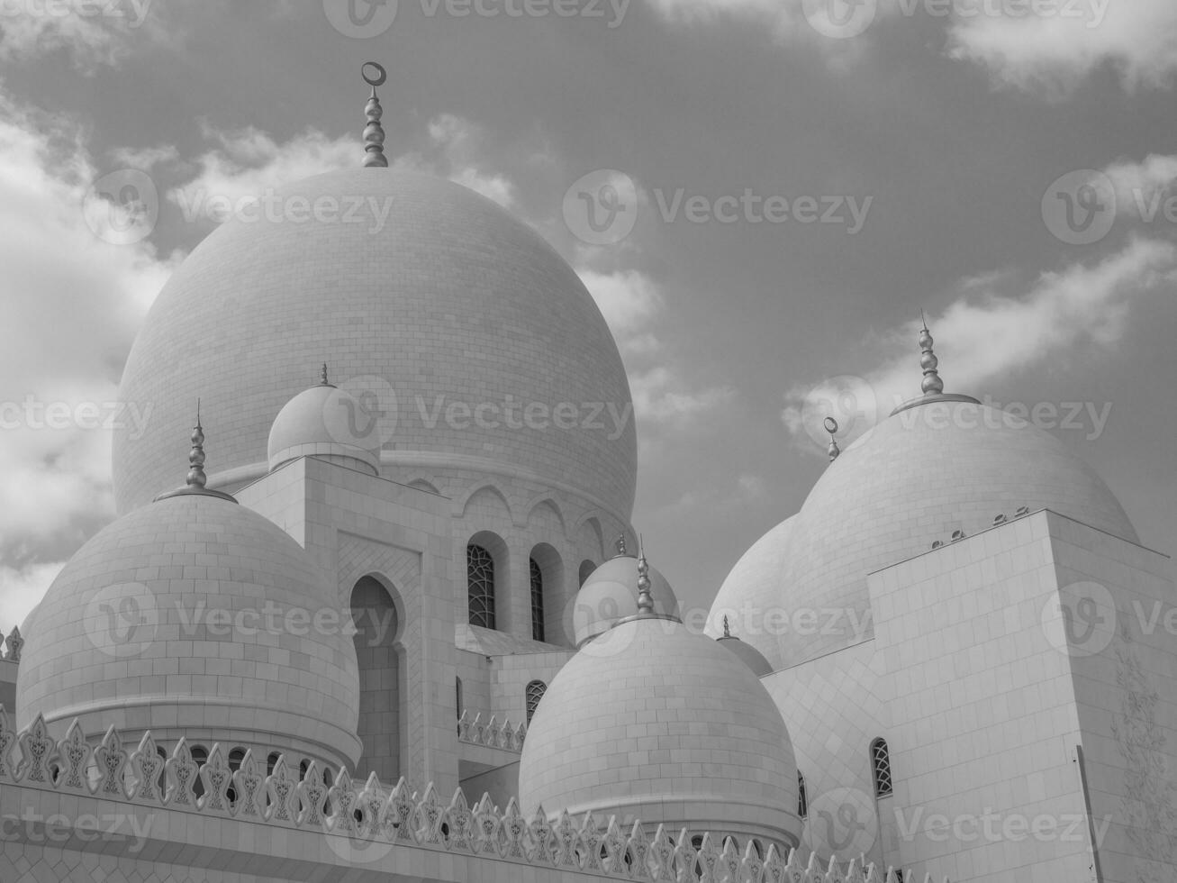 mosque in Abu dhabi photo