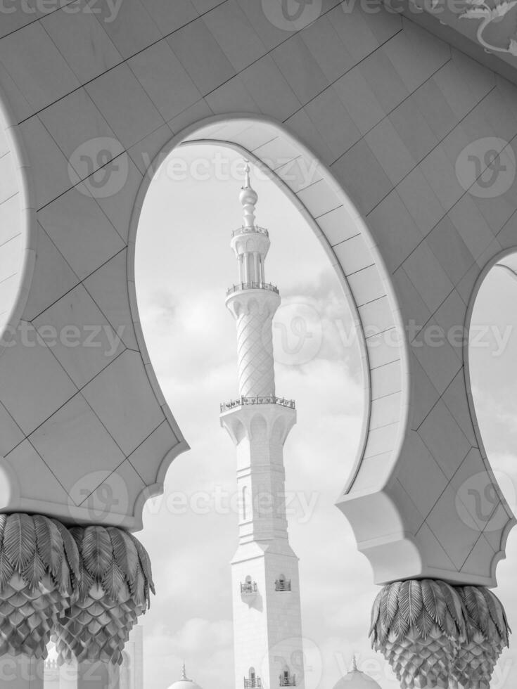 mosque in Abu dhabi photo