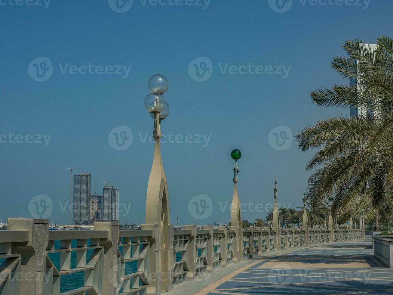 Abu dhabi and Dubai photo