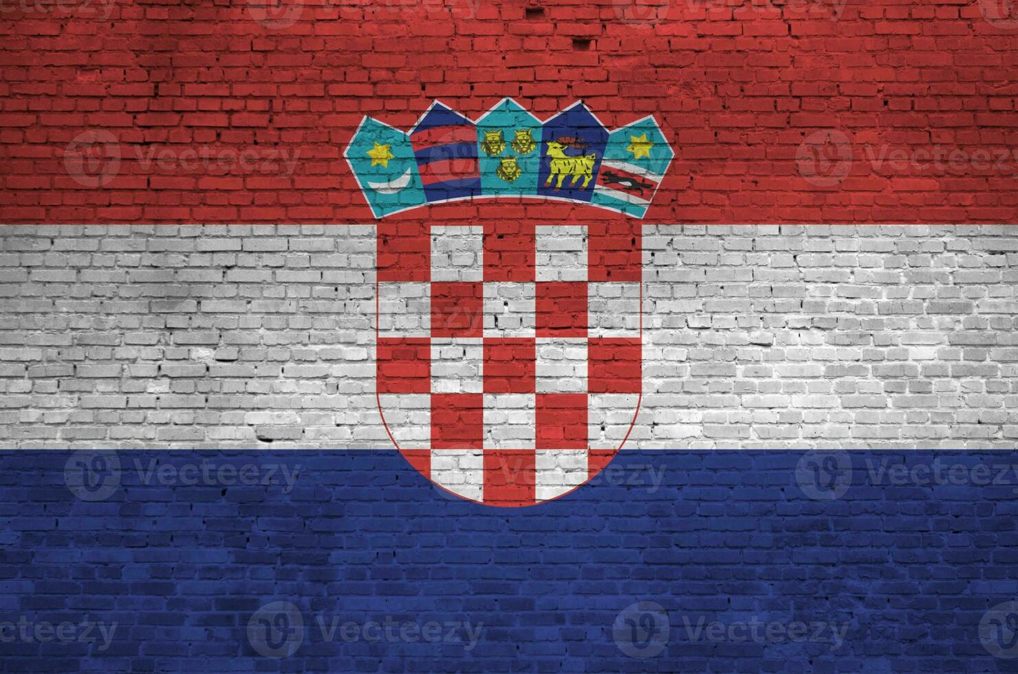 Croacia bandera representado en pintar colores en antiguo ladrillo pared. texturizado bandera en grande ladrillo pared albañilería antecedentes foto