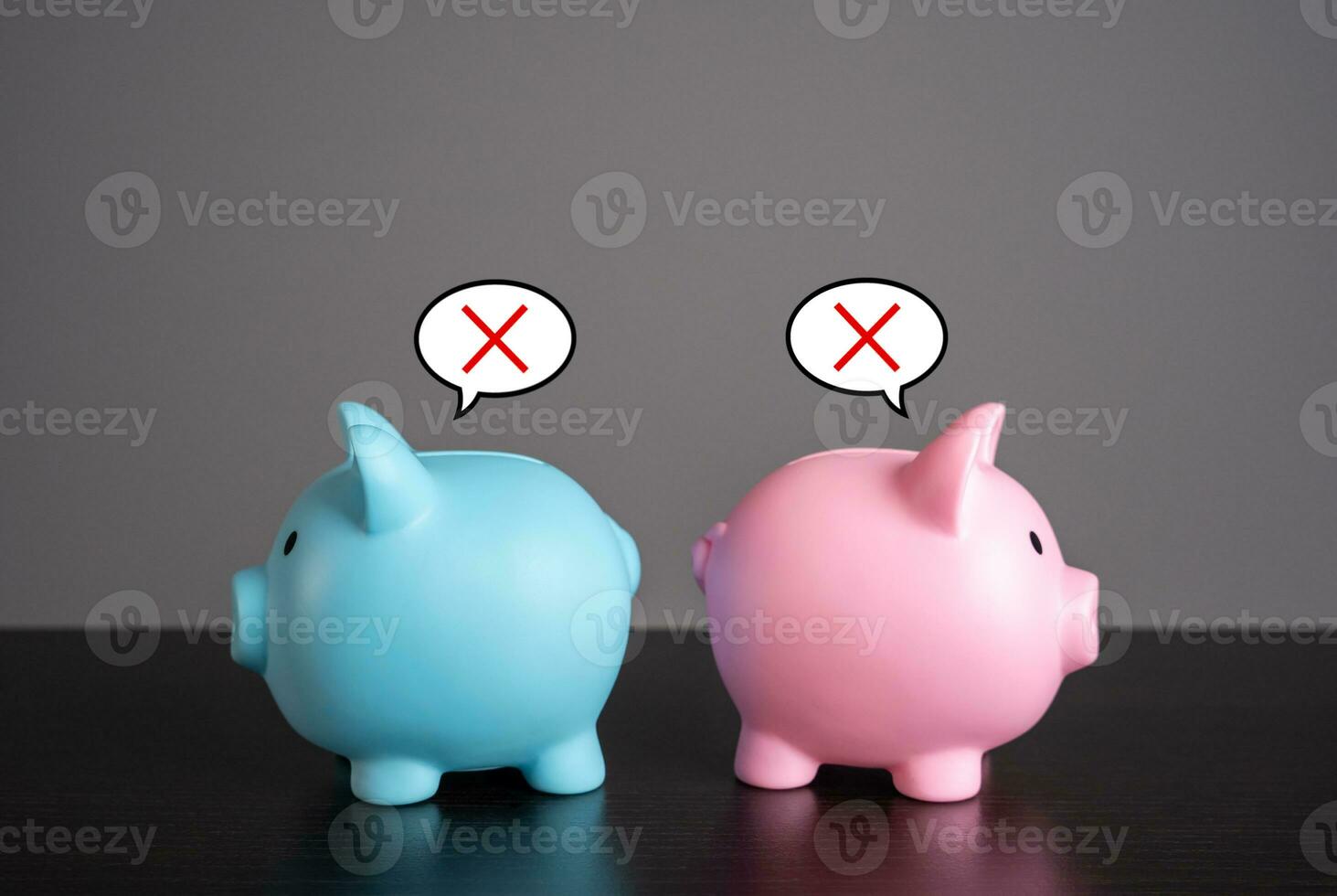Refusal to merge budgets into one. Separate budgets in relationships and family. General expense items and personal spending limits. To find a compromise. Divide funds. Argument and conflict. photo