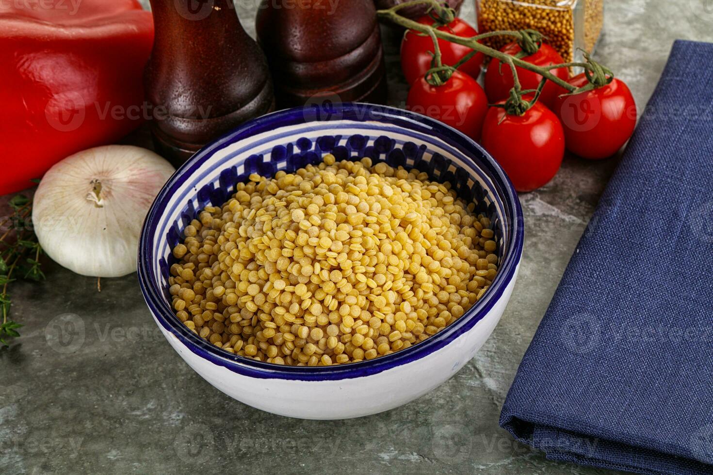 Dry ptitim heap in the bowl photo