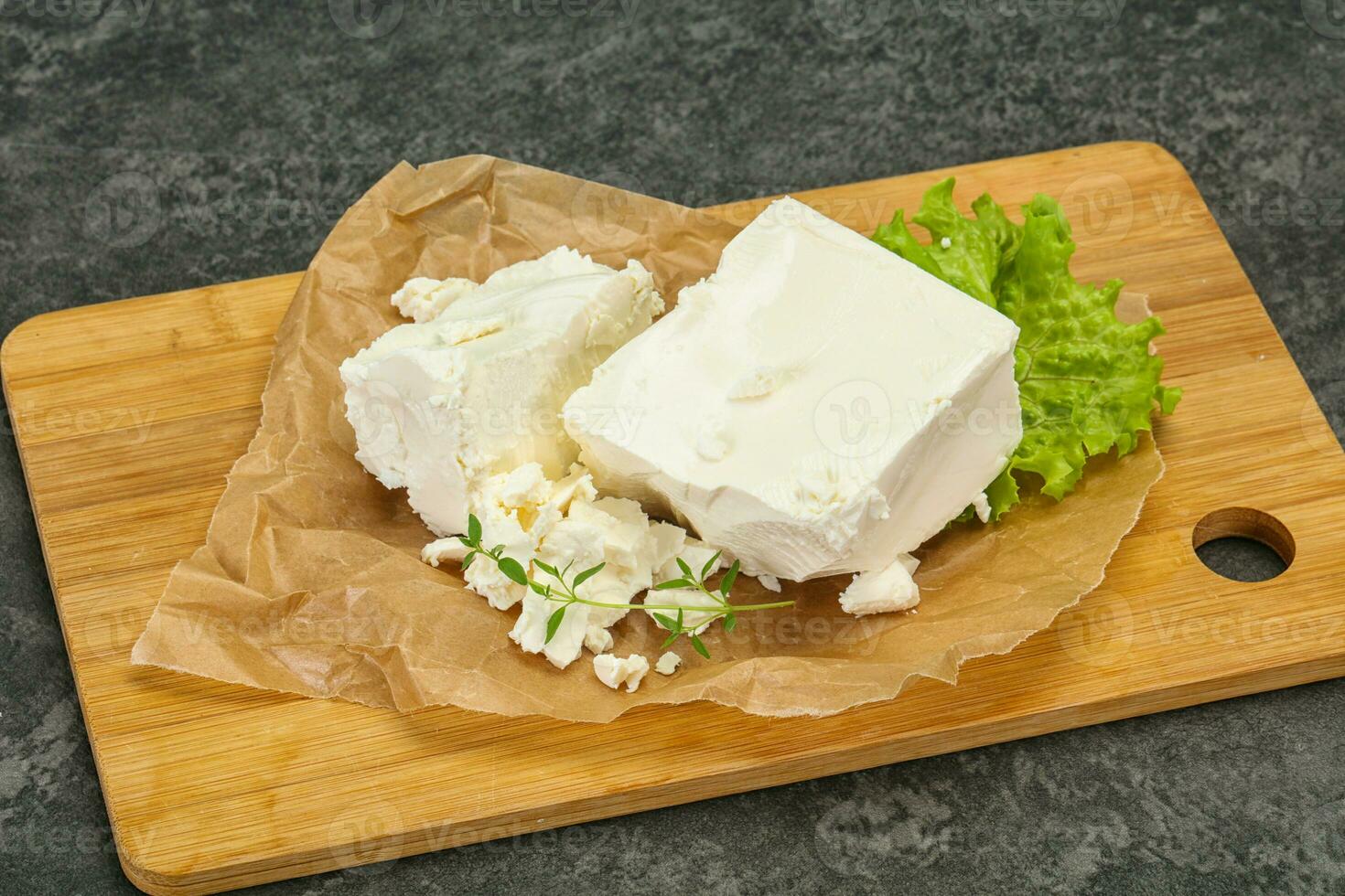 queso feta tradicional griego foto