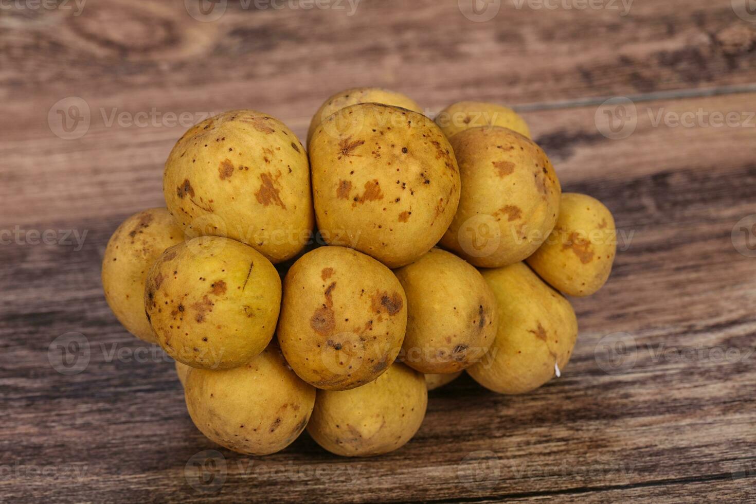 dulce sabroso langsat de frutas tropicales foto