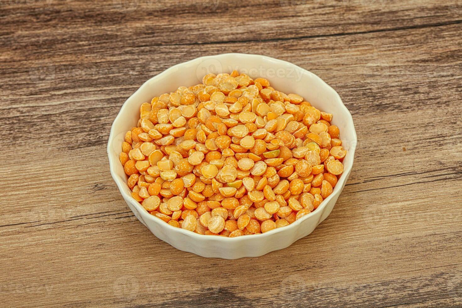 Dry peas for cooking photo