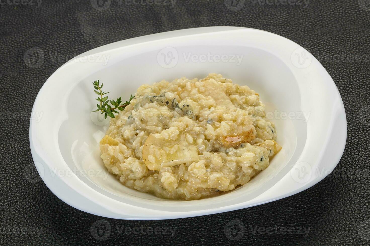 Risotto with pear and gorgonzola photo