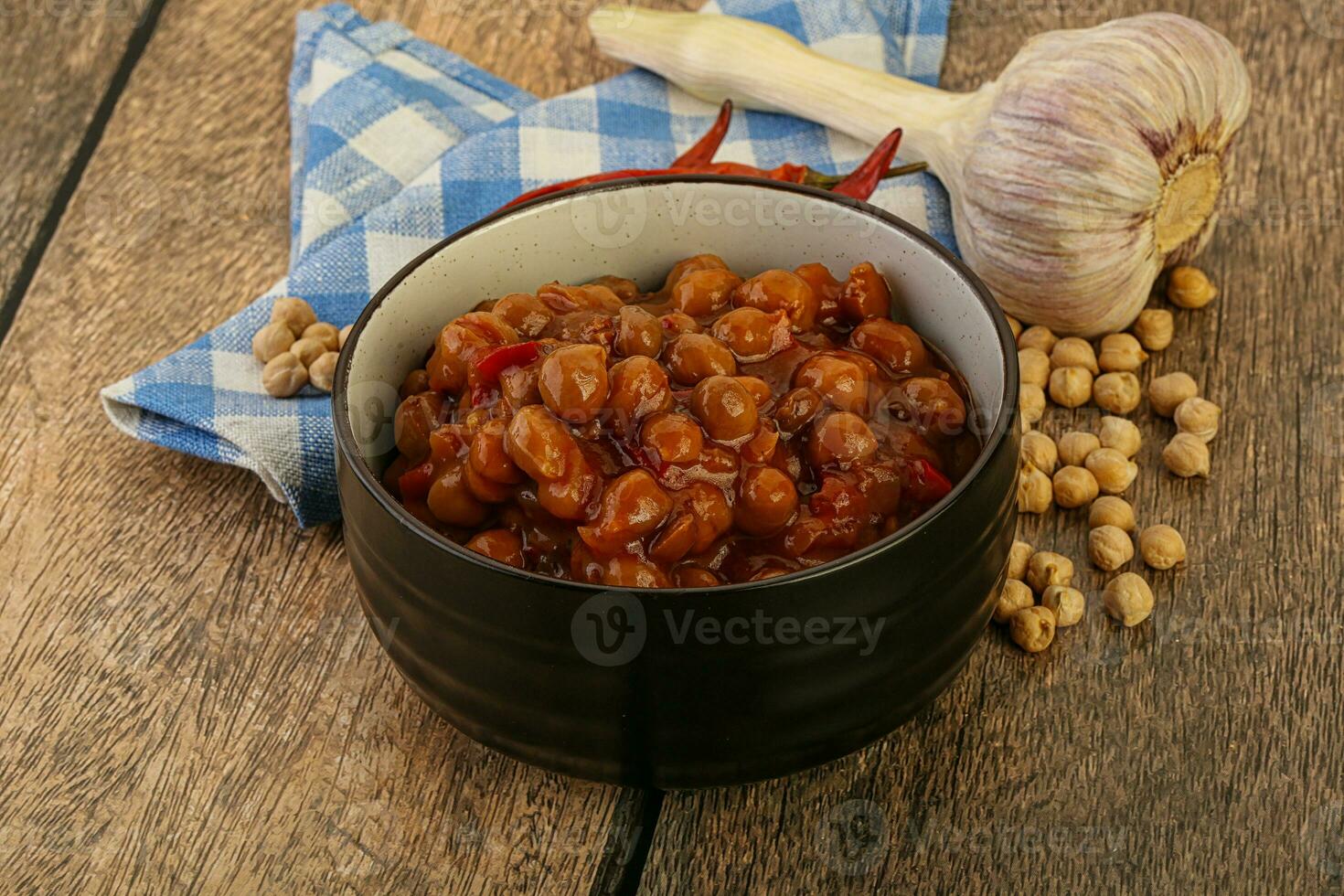 horneado garbanzo con tomate salsa foto