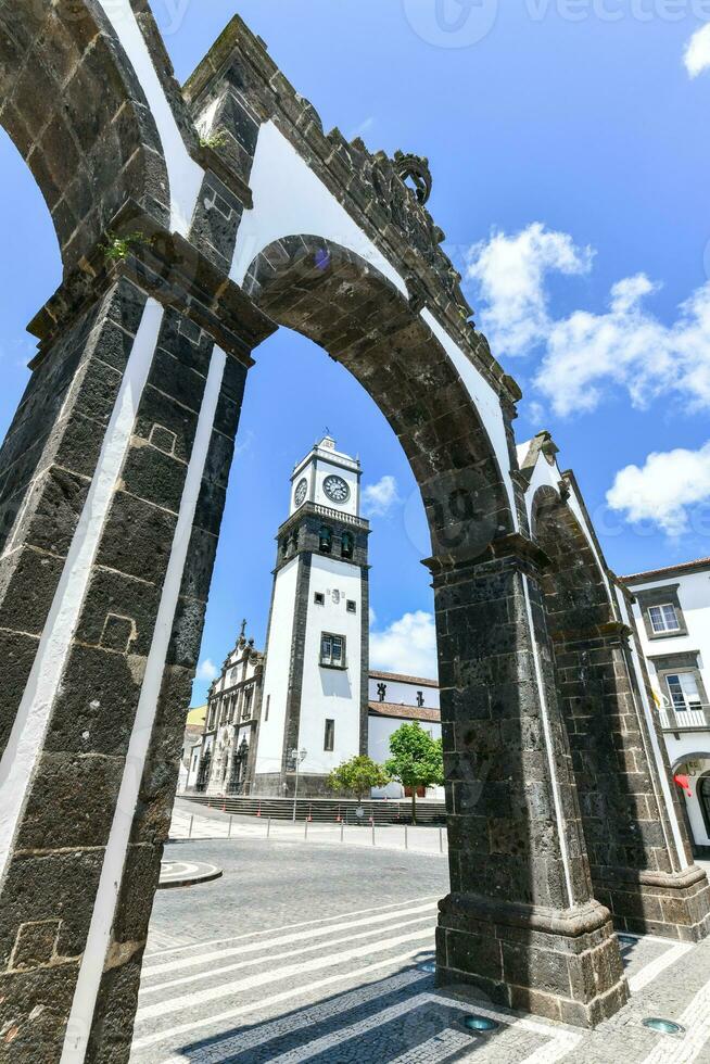 Portas da Cidade - Portugal photo